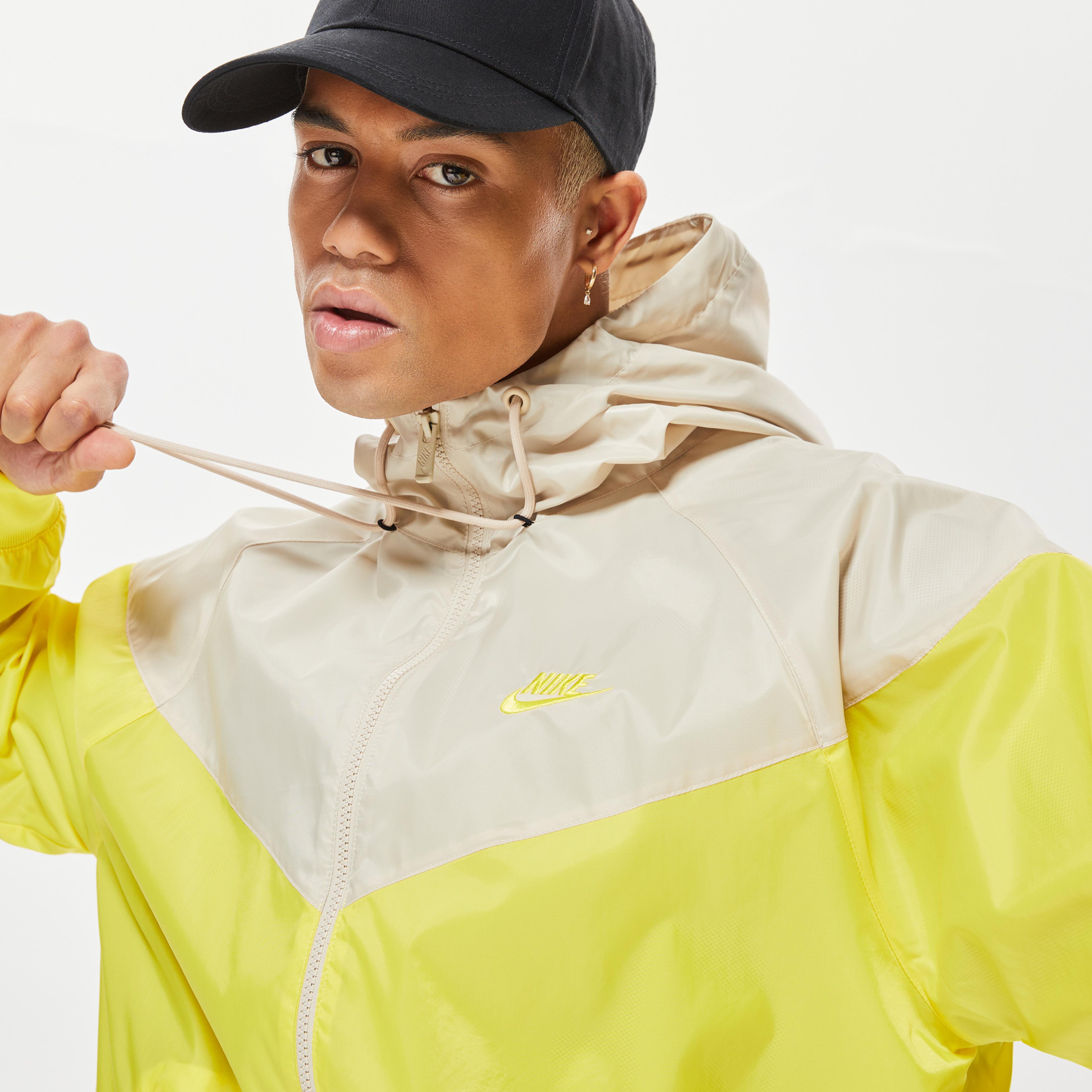 Nike Sportswear Windrunner Erkek Sarı Ceket