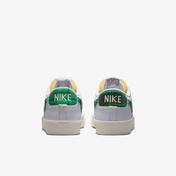 Nike Blazer Low '77 Premium Erkek Beyaz Sneaker