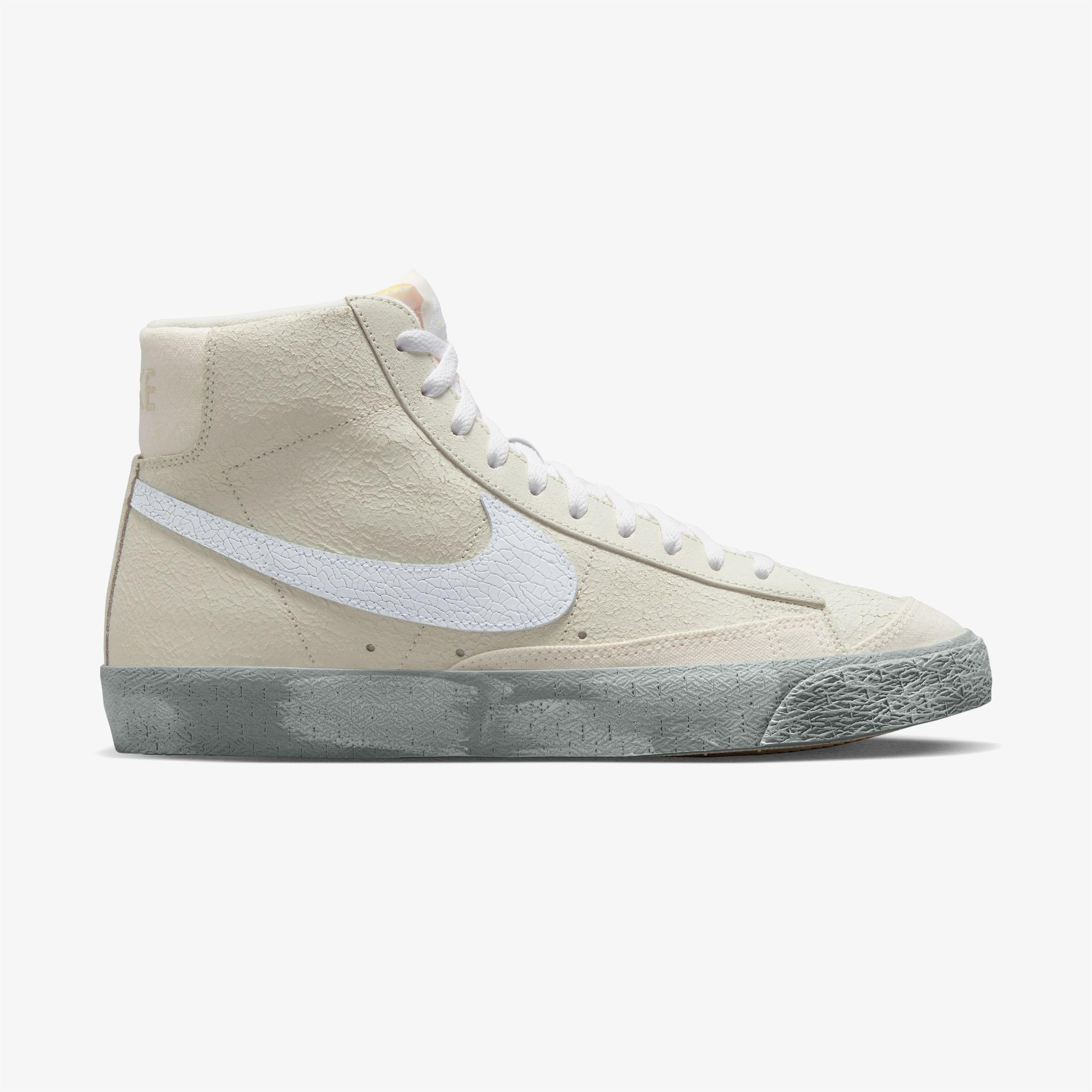 Nike Blazer Mid '77 Se Erkek Krem Spor Ayakkabı