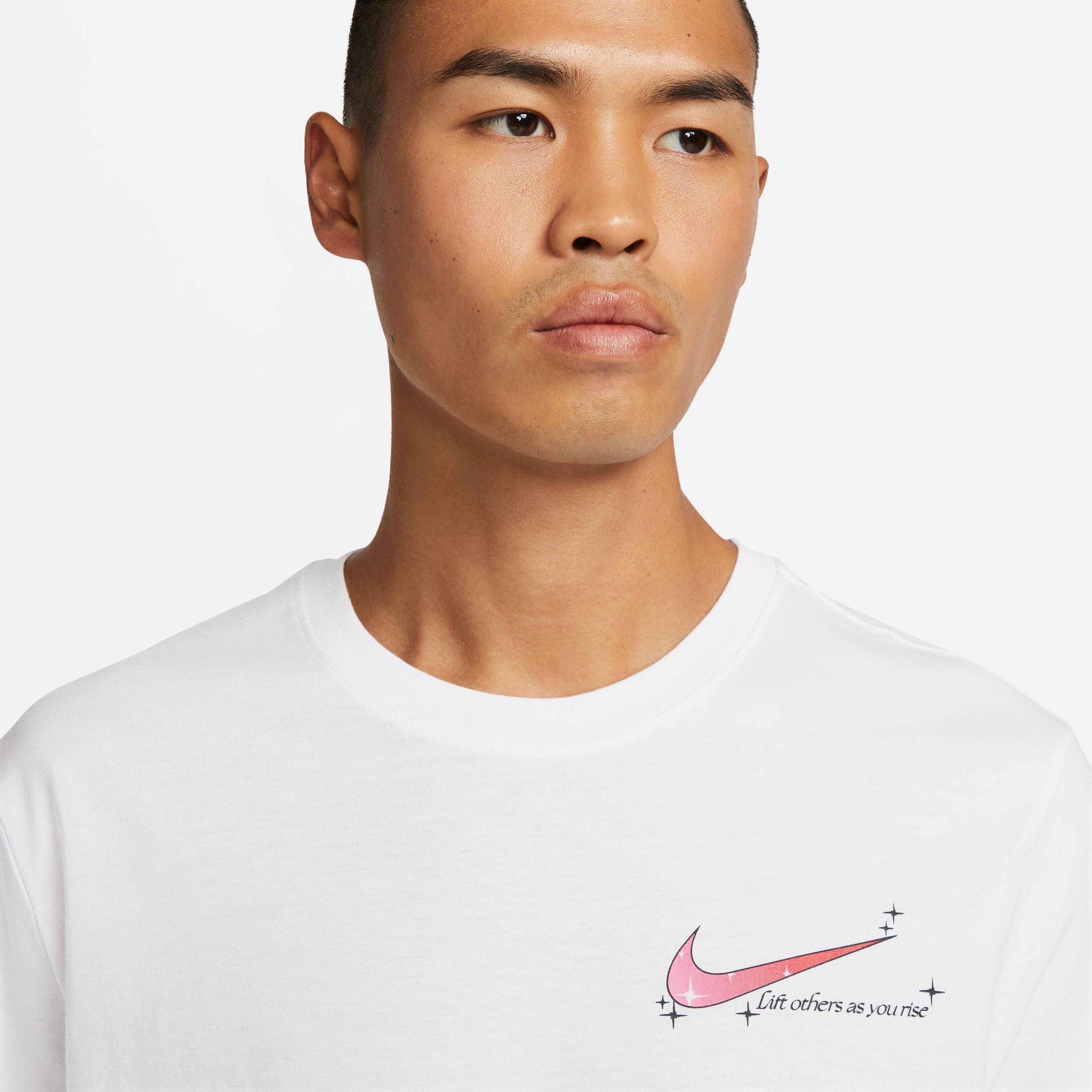 Nike Sportswear Erkek Beyaz T-Shirt