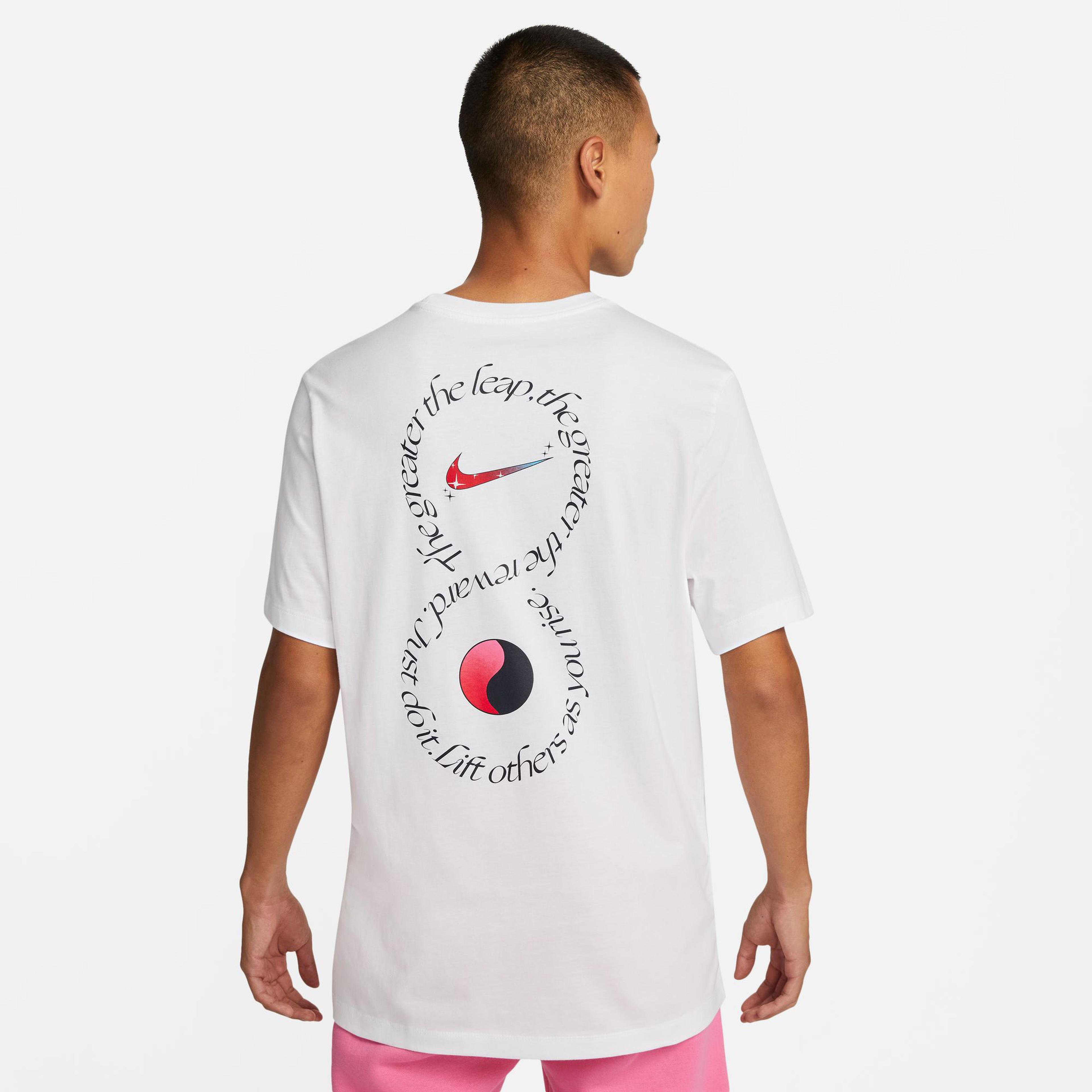 Nike Sportswear Erkek Beyaz T-Shirt