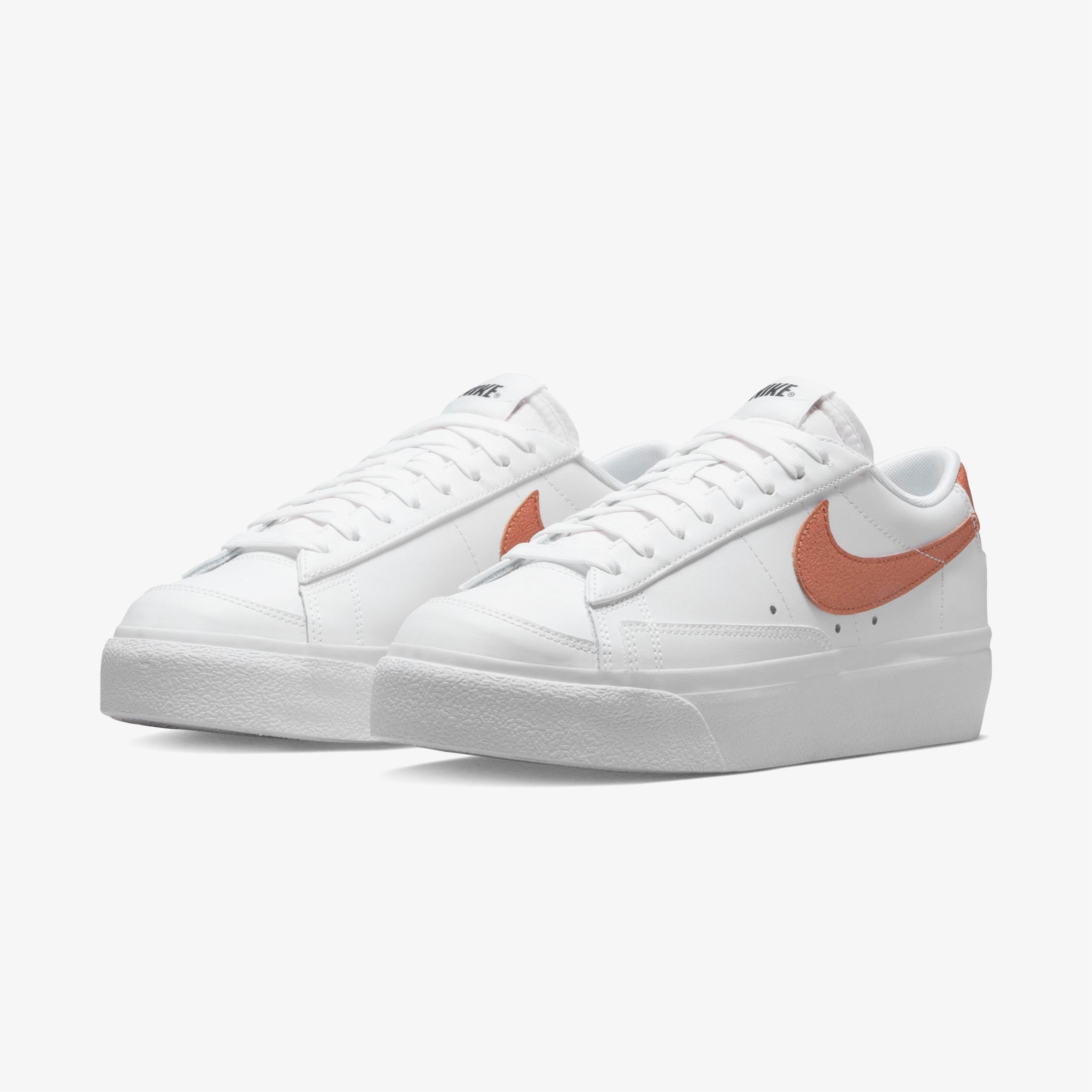 Nike Blazer Low Platform Essential Kadın Beyaz Spor Ayakkabı
