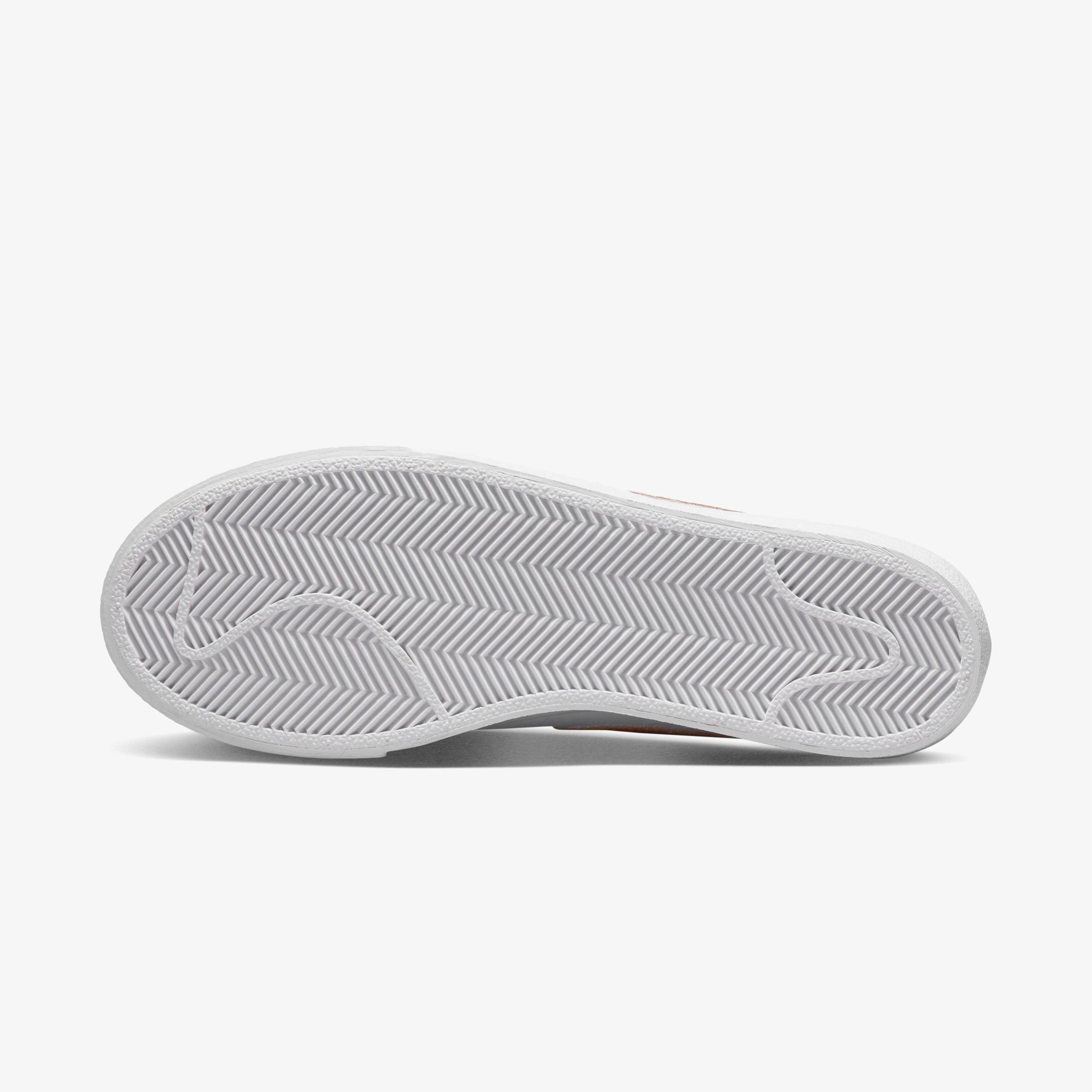Nike Blazer Low Platform Essential Kadın Beyaz Spor Ayakkabı