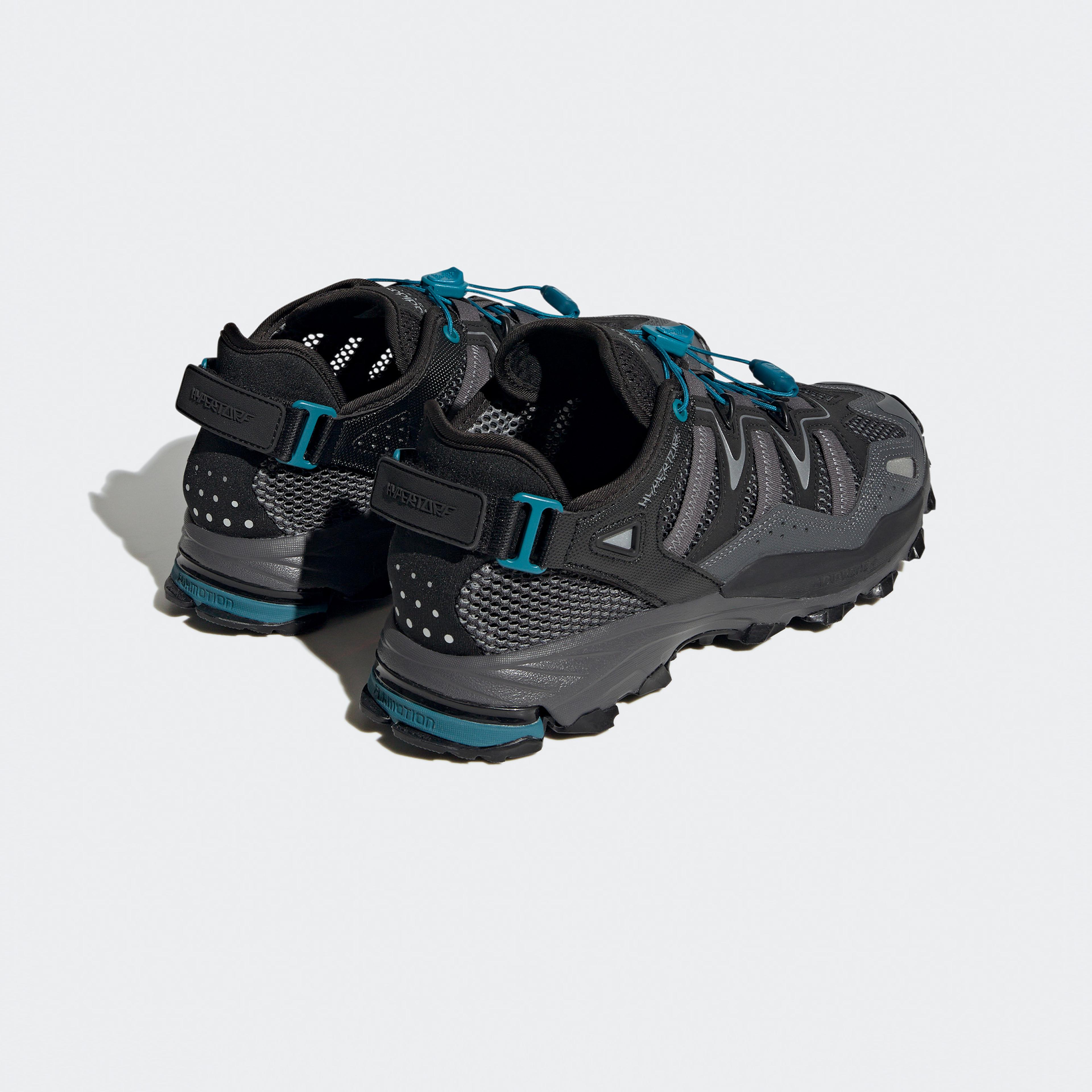 adidas Hyperturf Erkek Gri Spor Ayakkabı