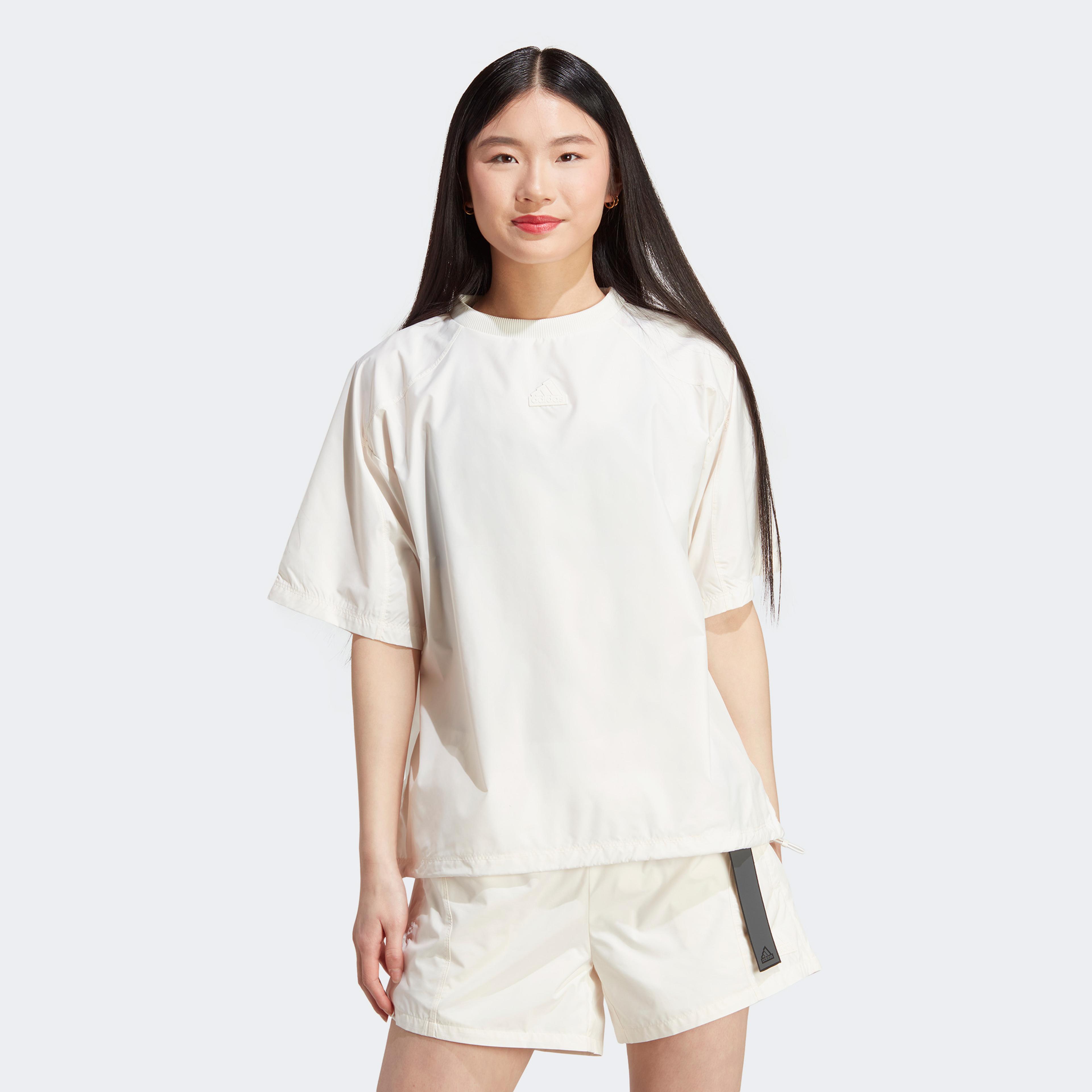 adidas City Escape Loose-Fit  Kadın Beyaz T-Shirt