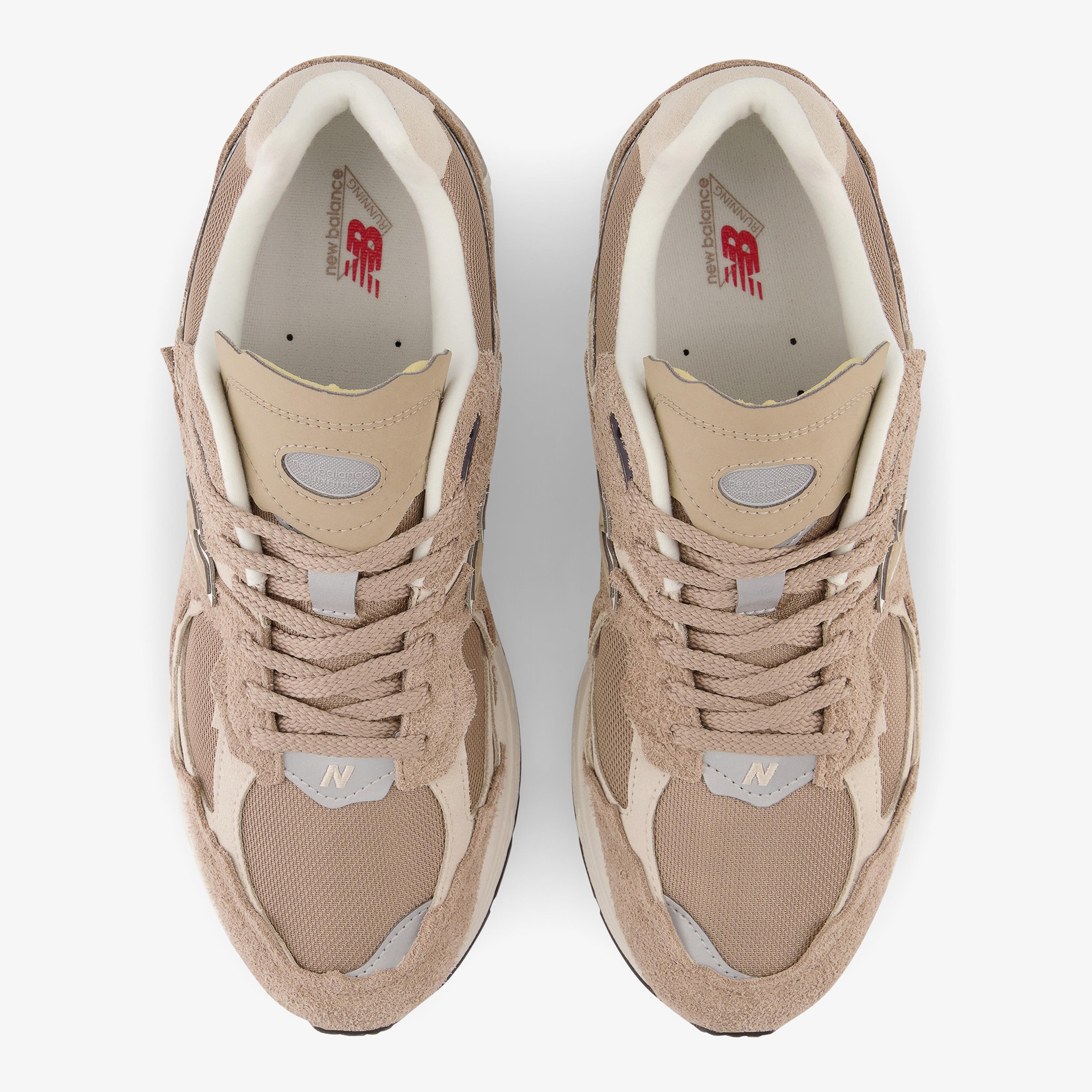 New Balance 2002R Lifestyle Unisex Bej Spor Ayakkabı