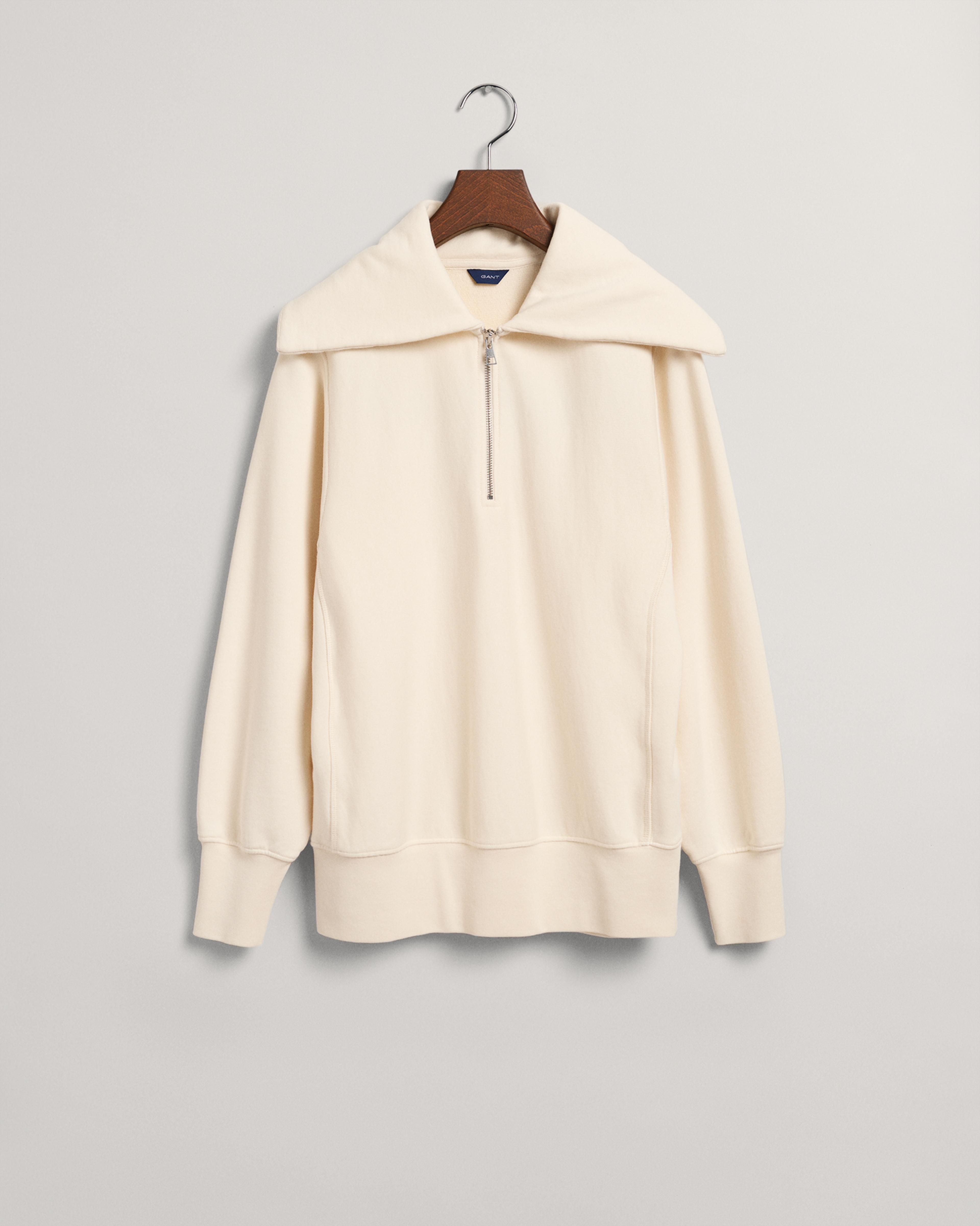 GANT Kadın Bej Relaxed Fit Yarım Fermuarlı Sweatshirt