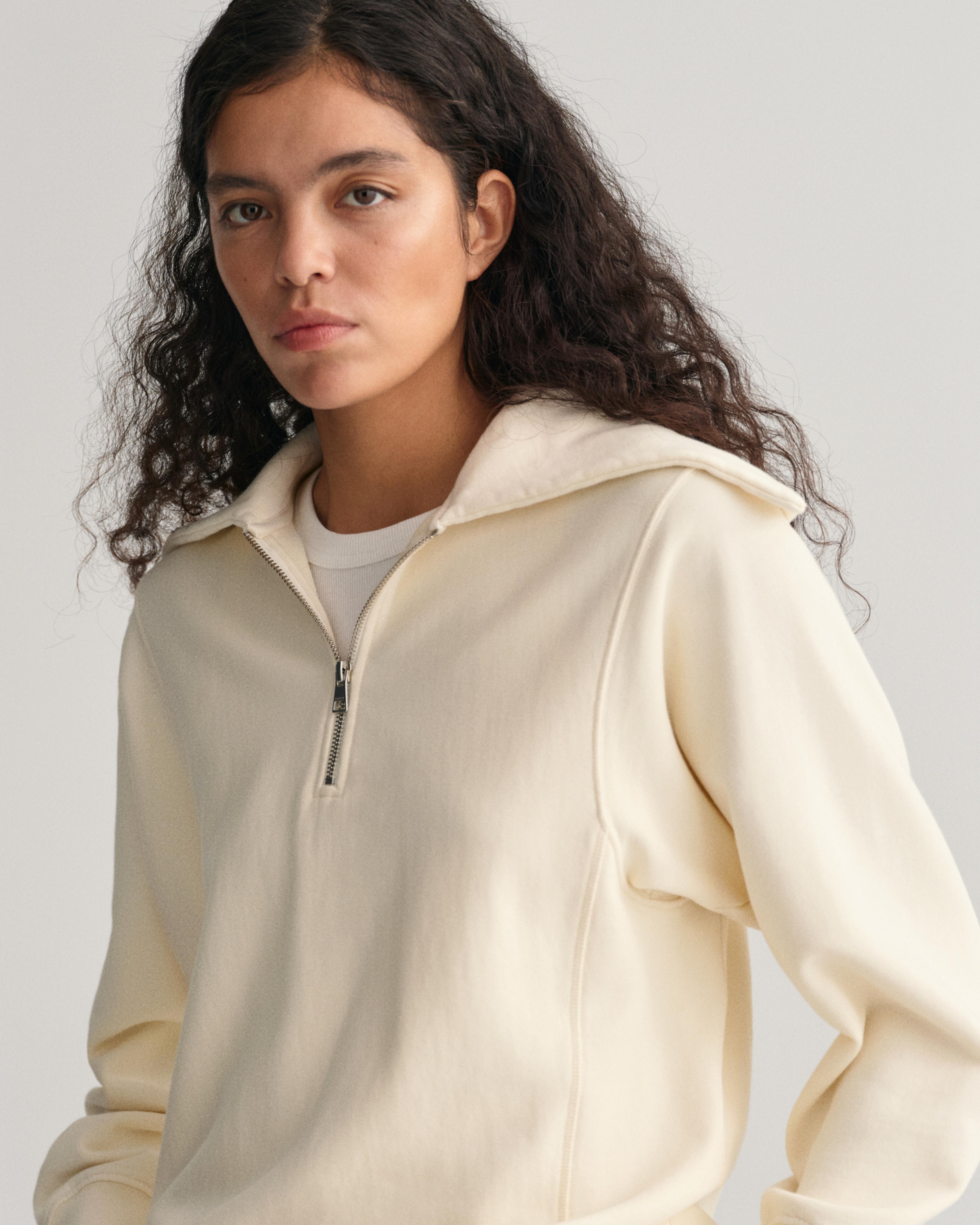 GANT Kadın Bej Relaxed Fit Yarım Fermuarlı Sweatshirt