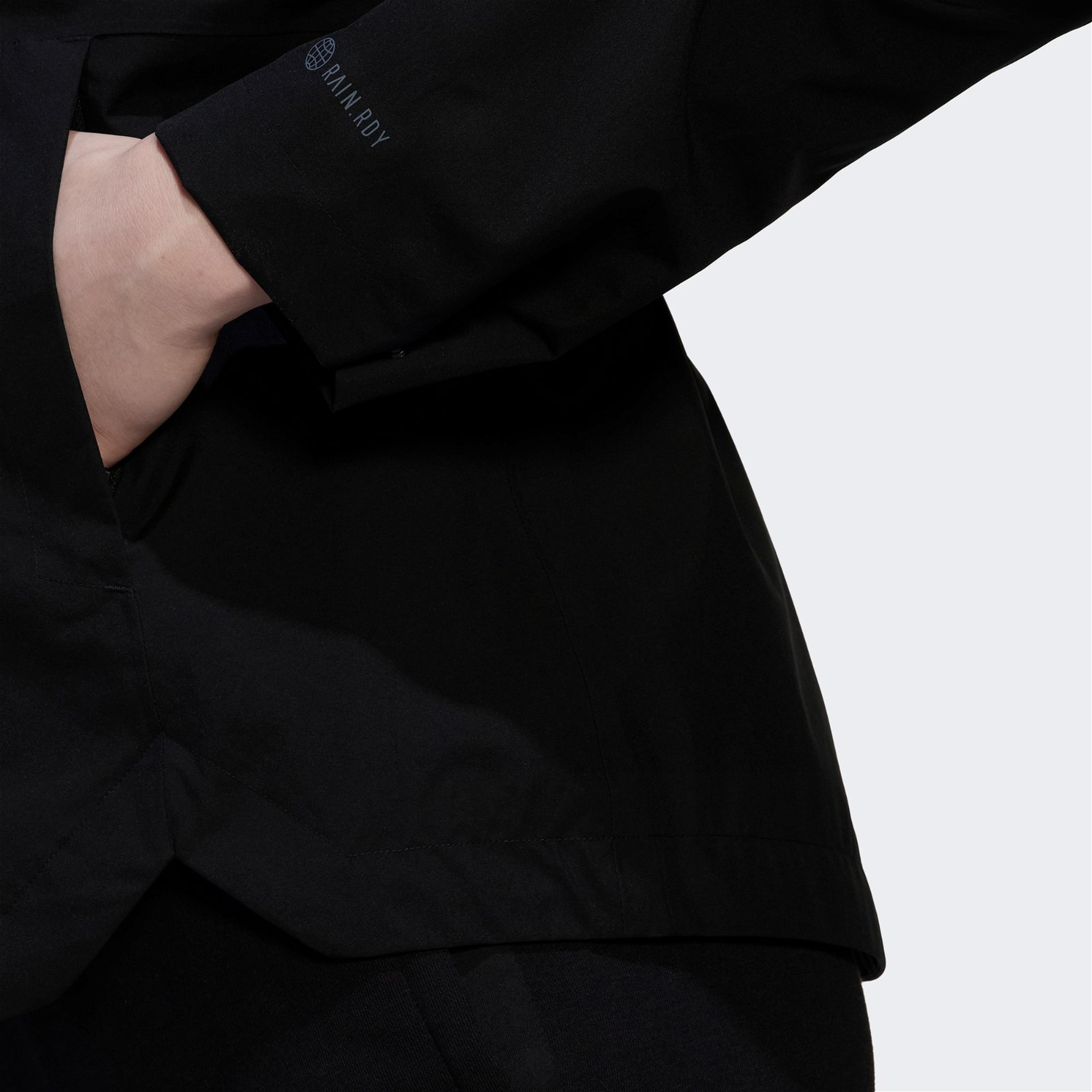 adidas Terrex Traveer Kadın Siyah Yağmurluk