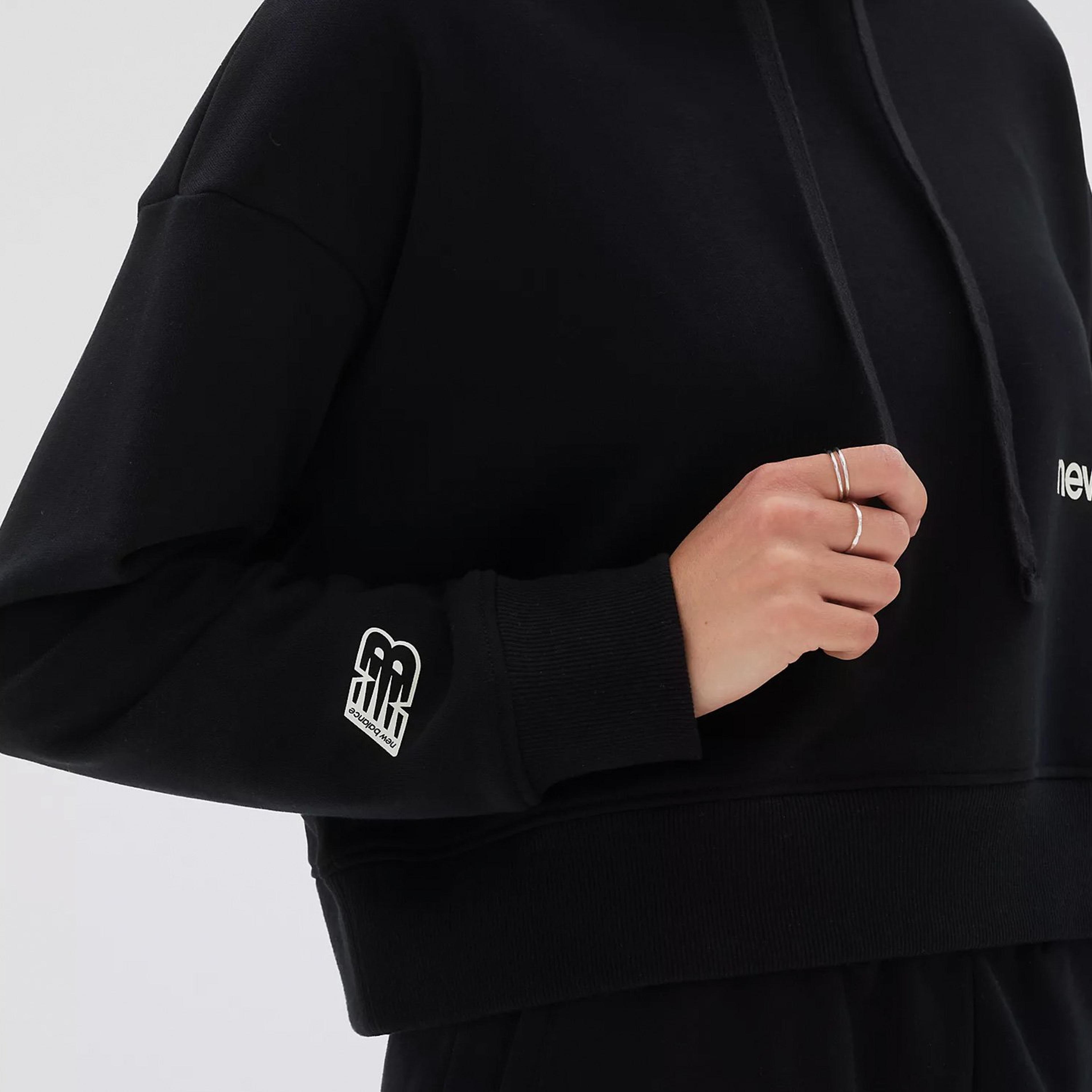 New Balance Essentials Hoodie Kadın Siyah Sweatshirt
