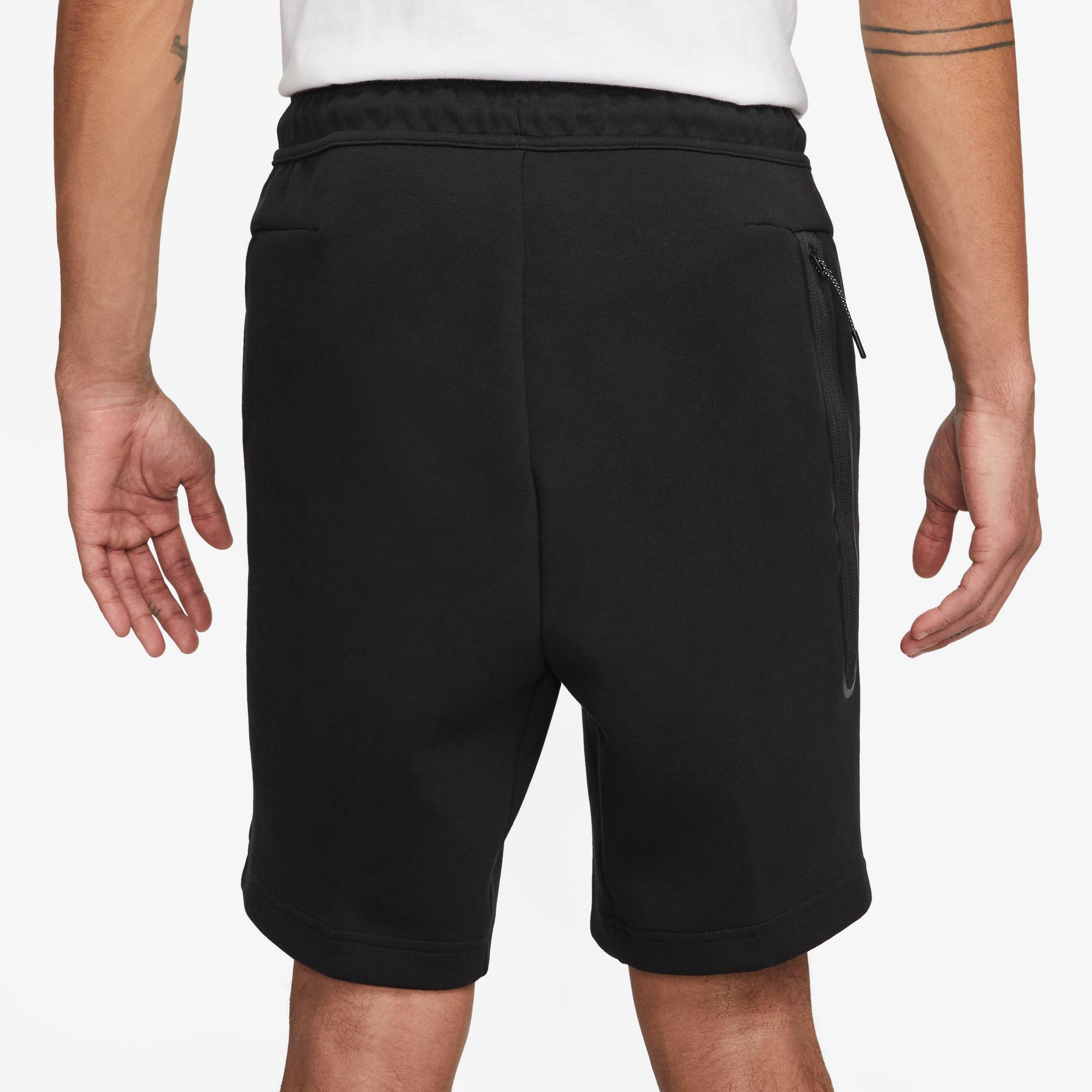 Nike Tech Fleece Erkek Siyah Şort
