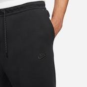 Nike Tech Fleece Erkek Siyah Şort