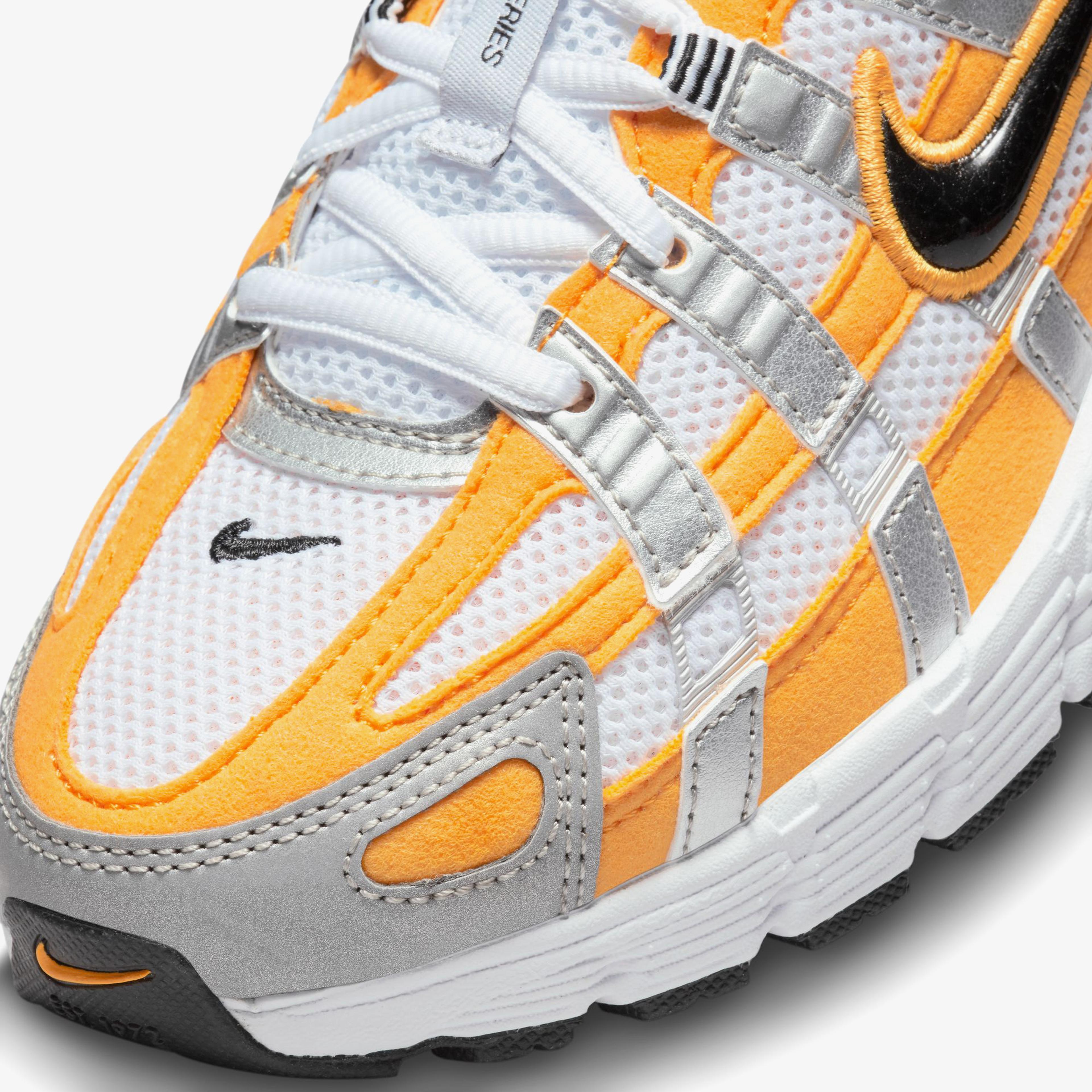 Nike P-6000 Kadın Renkli Spor Ayakkabı