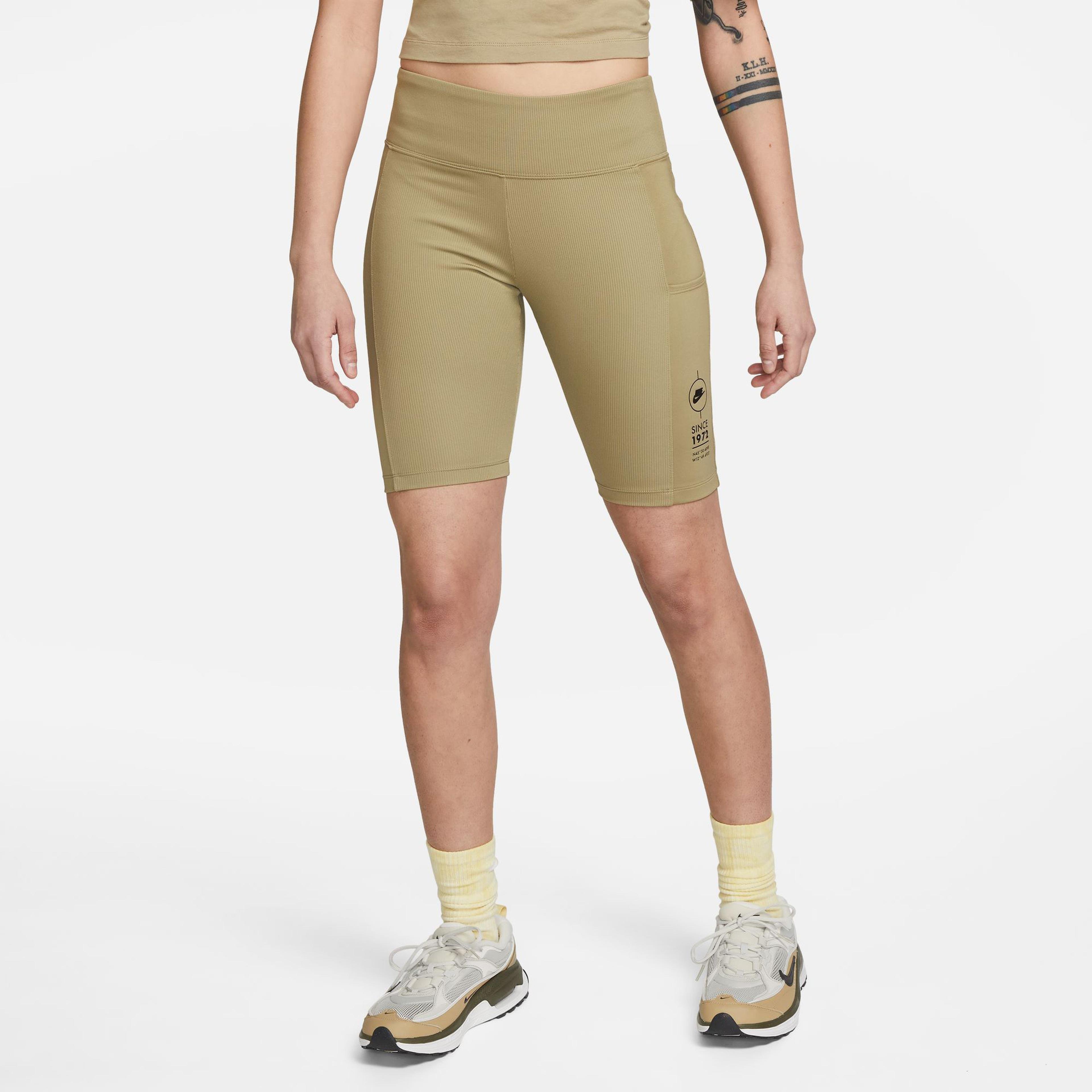 Nike Sportswear Essential Kadın Krem Tayt