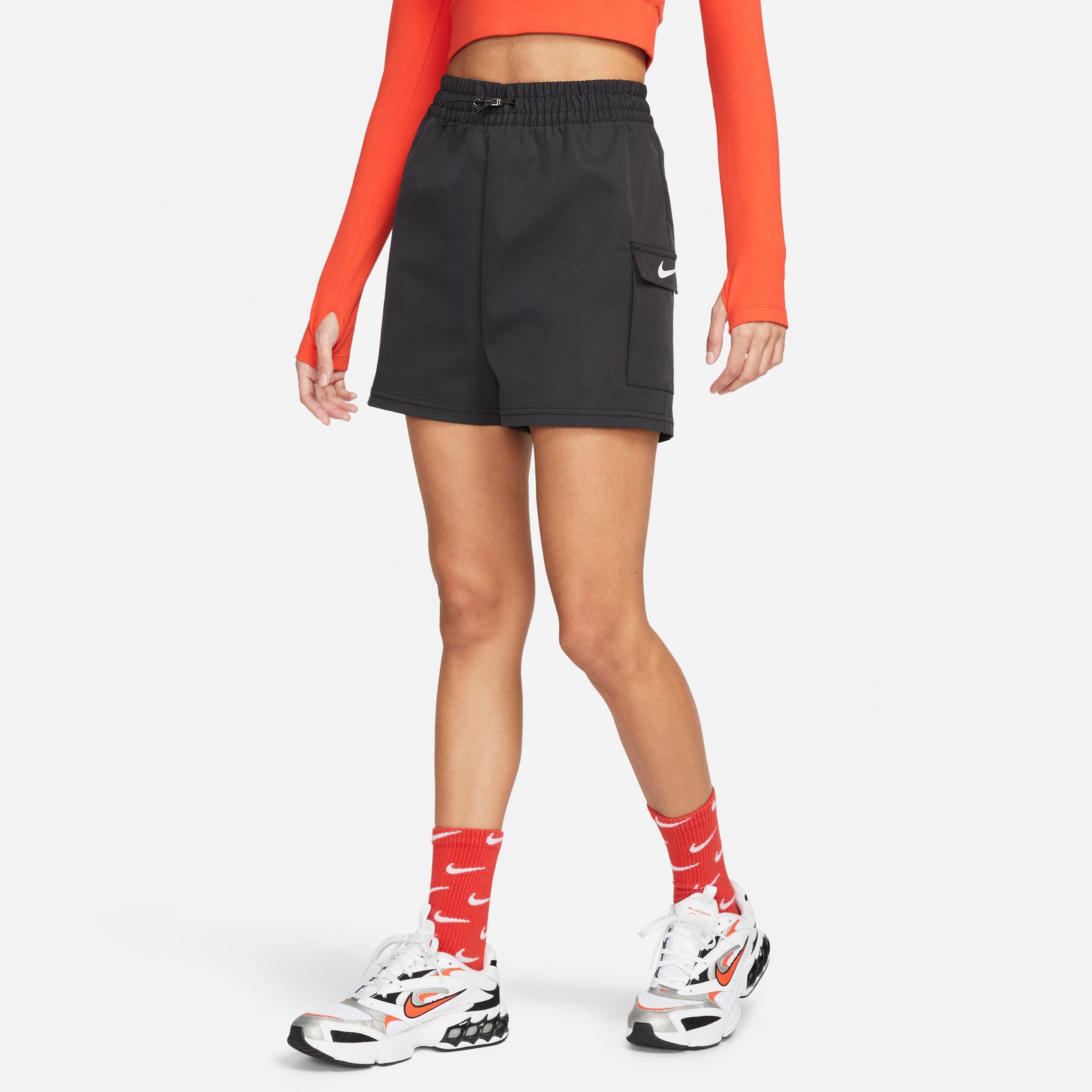 Nike Sportswear Swoosh Woven Kadın Siyah Şort