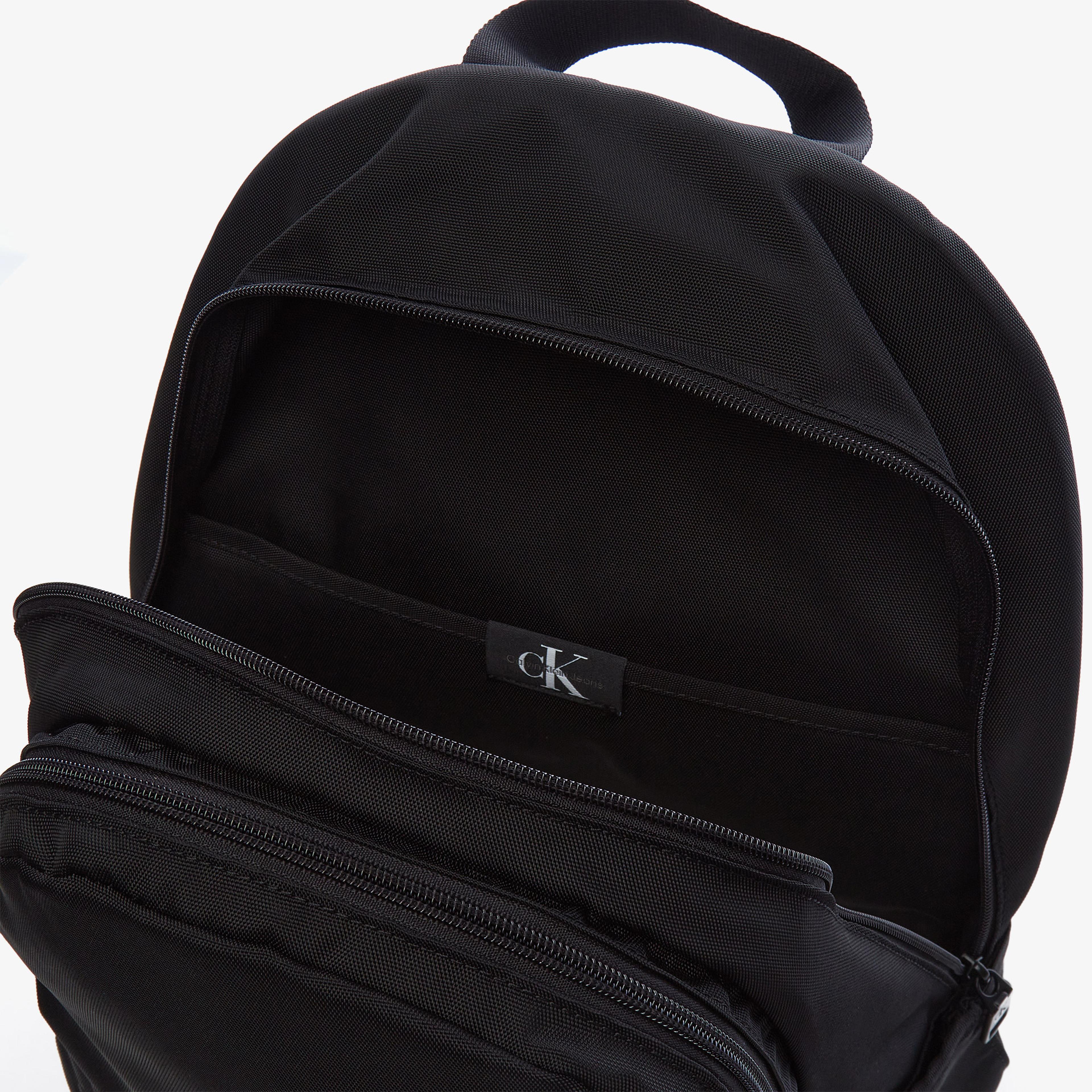 Calvin Klein Sport Essentials Round Aop Erkek Siyah Sırt Çantası
