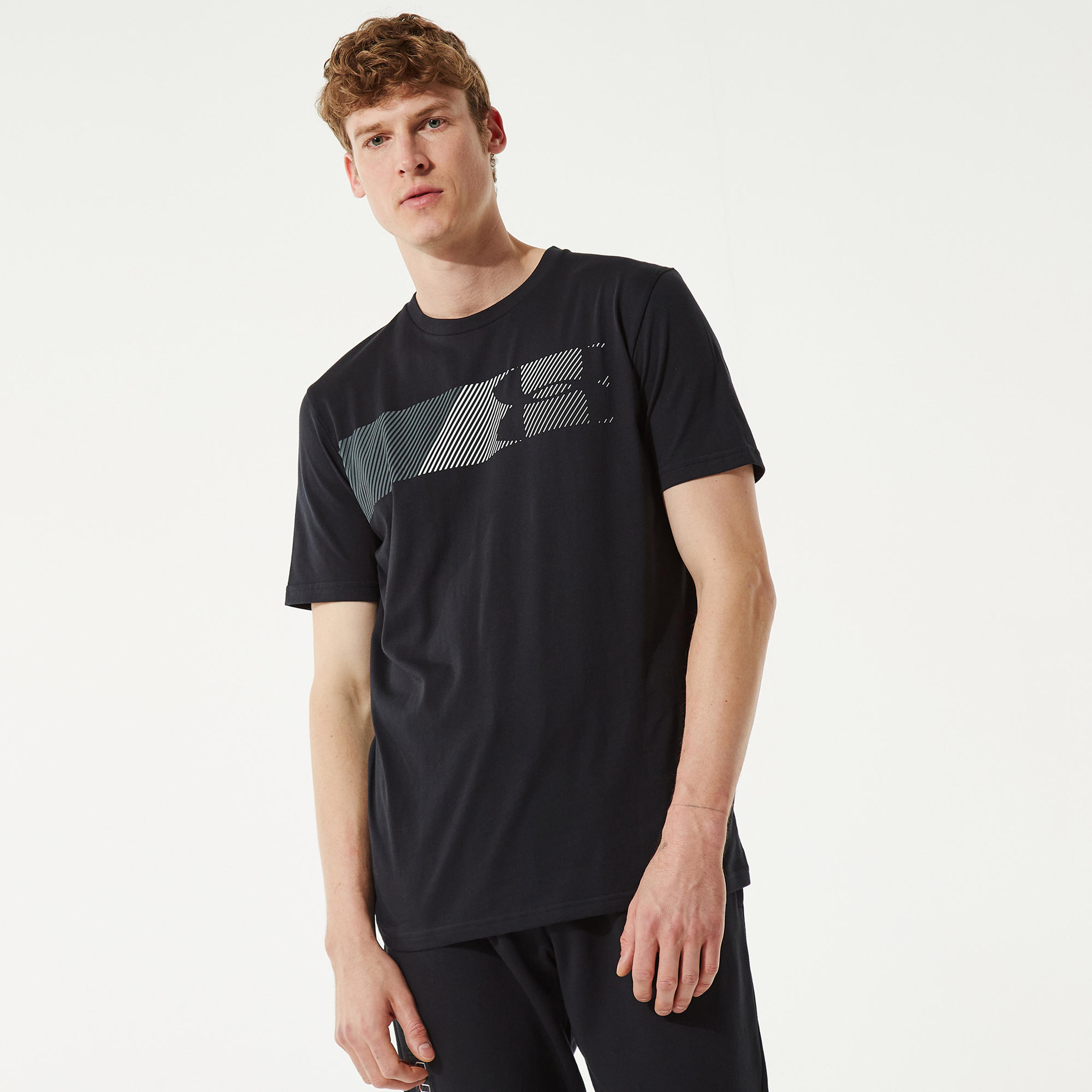 Under Armour UA Fast Left Chest 2.0 Erkek Siyah T-Shirt