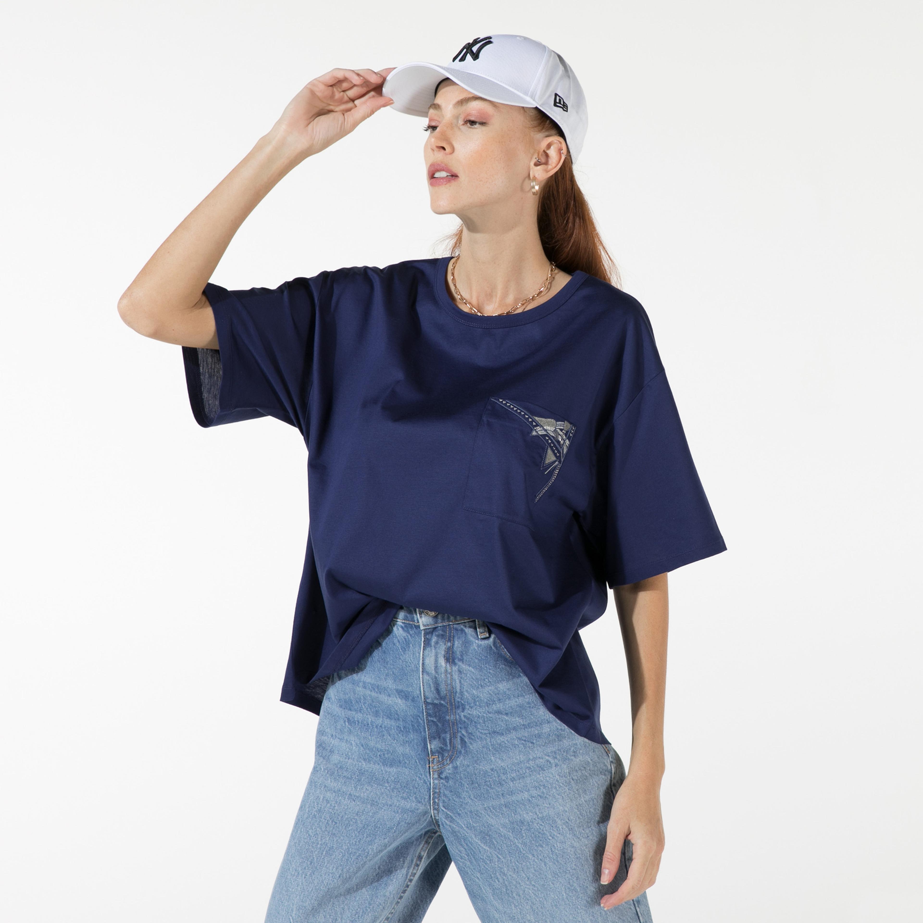rue Kadın Lacivert Cep Detaylı Baskılı T-Shirt