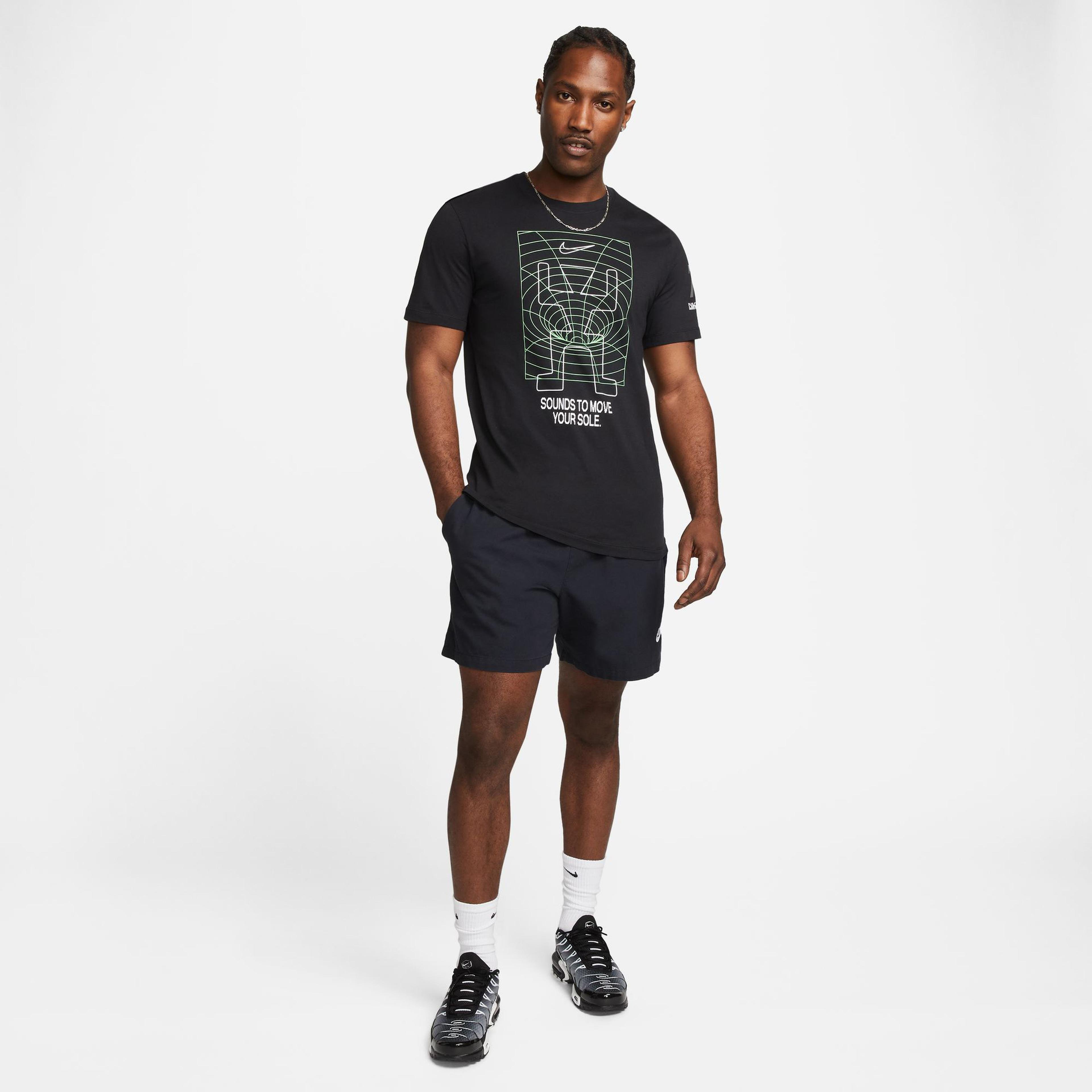 Nike Sportswear Erkek Siyah T-Shirt