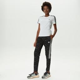 adidas LOUNGEWEAR Essentials Slim 3-Stripes  Kadın Beyaz T-Shirt