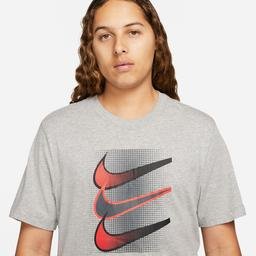 Nike Sportswear Swoosh Erkek Gri T-Shirt