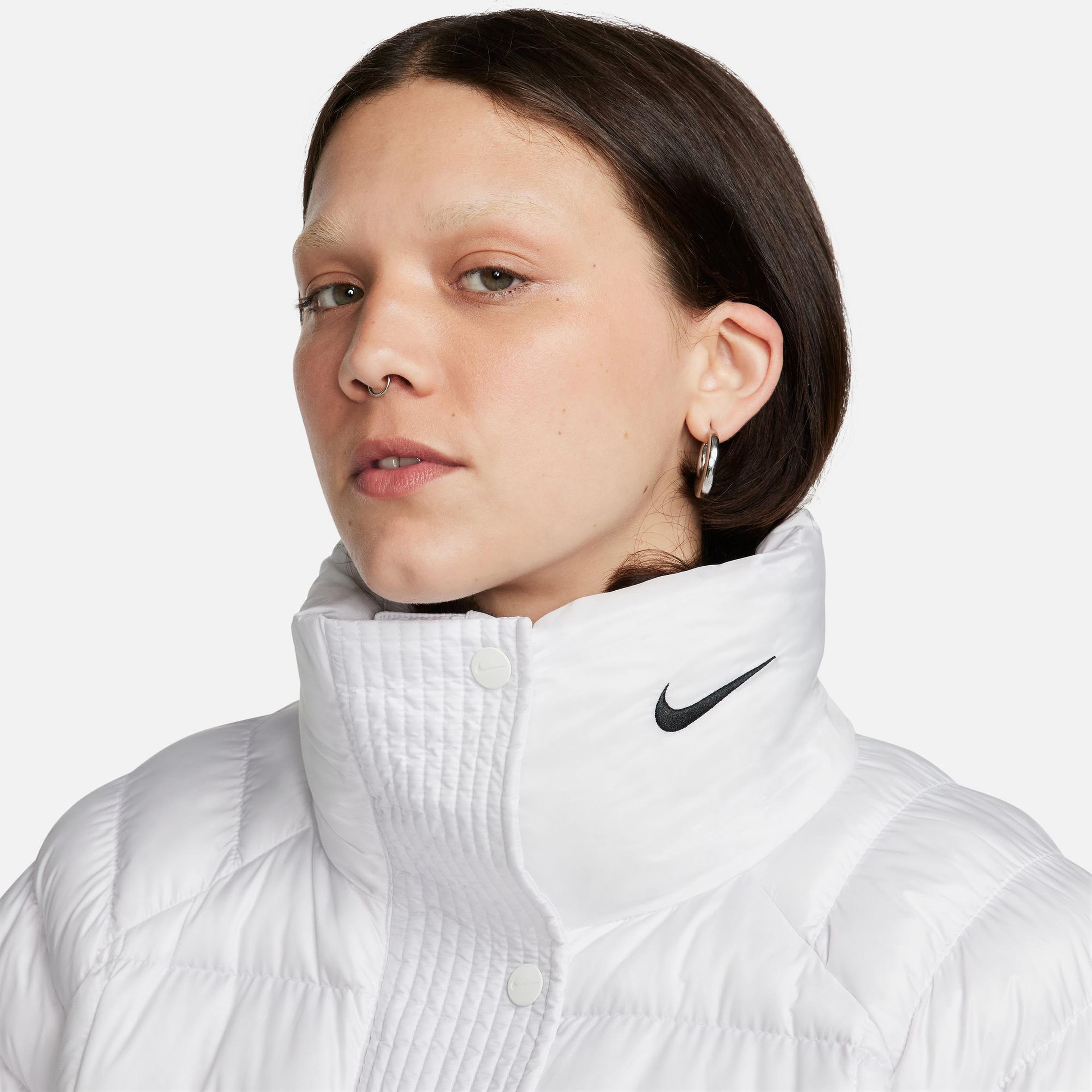 Nike Sportswear Swoosh Puffer PrimaLoft Kadın Beyaz Mont