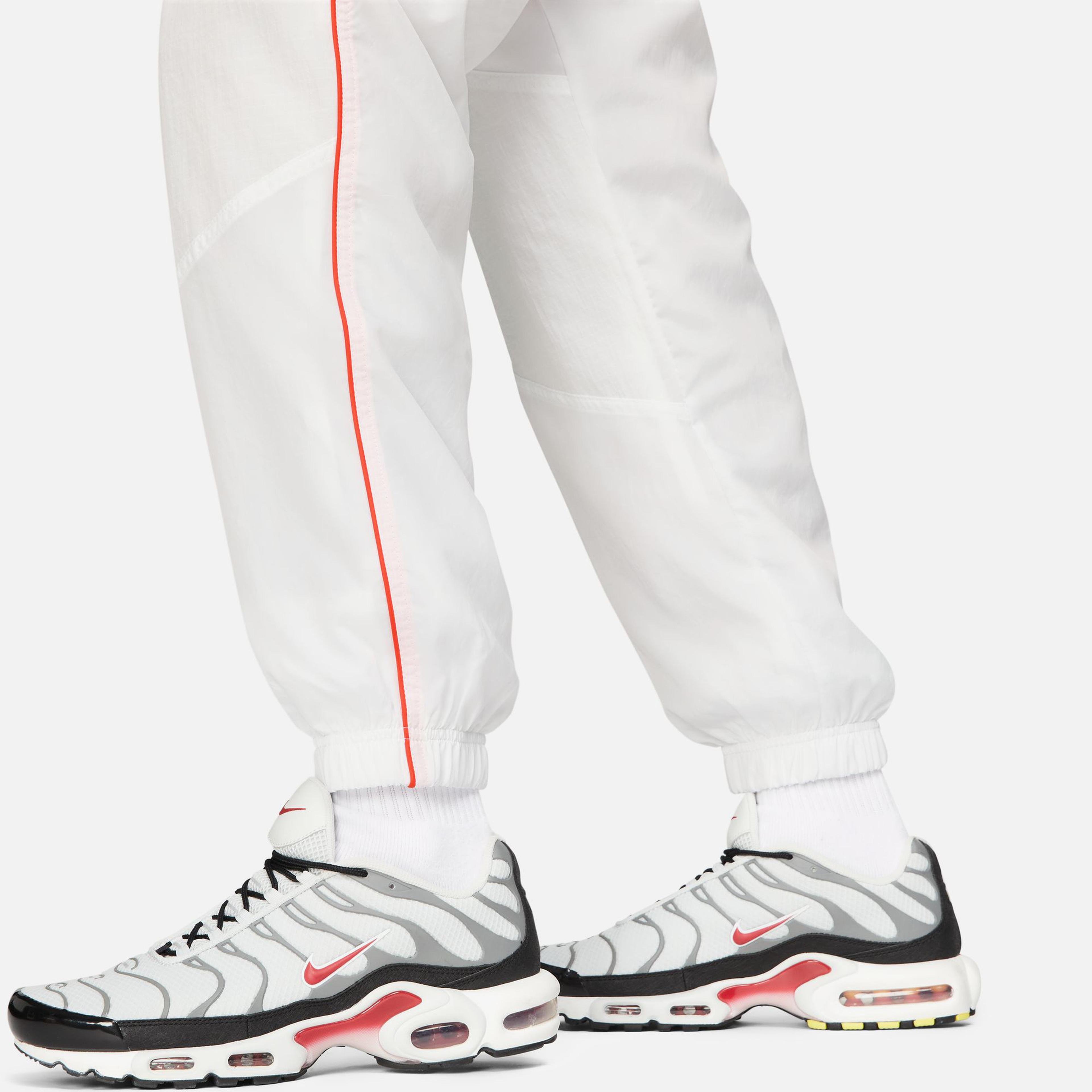 Nike Sportswear Swoosh Air Woven Erkek Beyaz Eşofman Altı