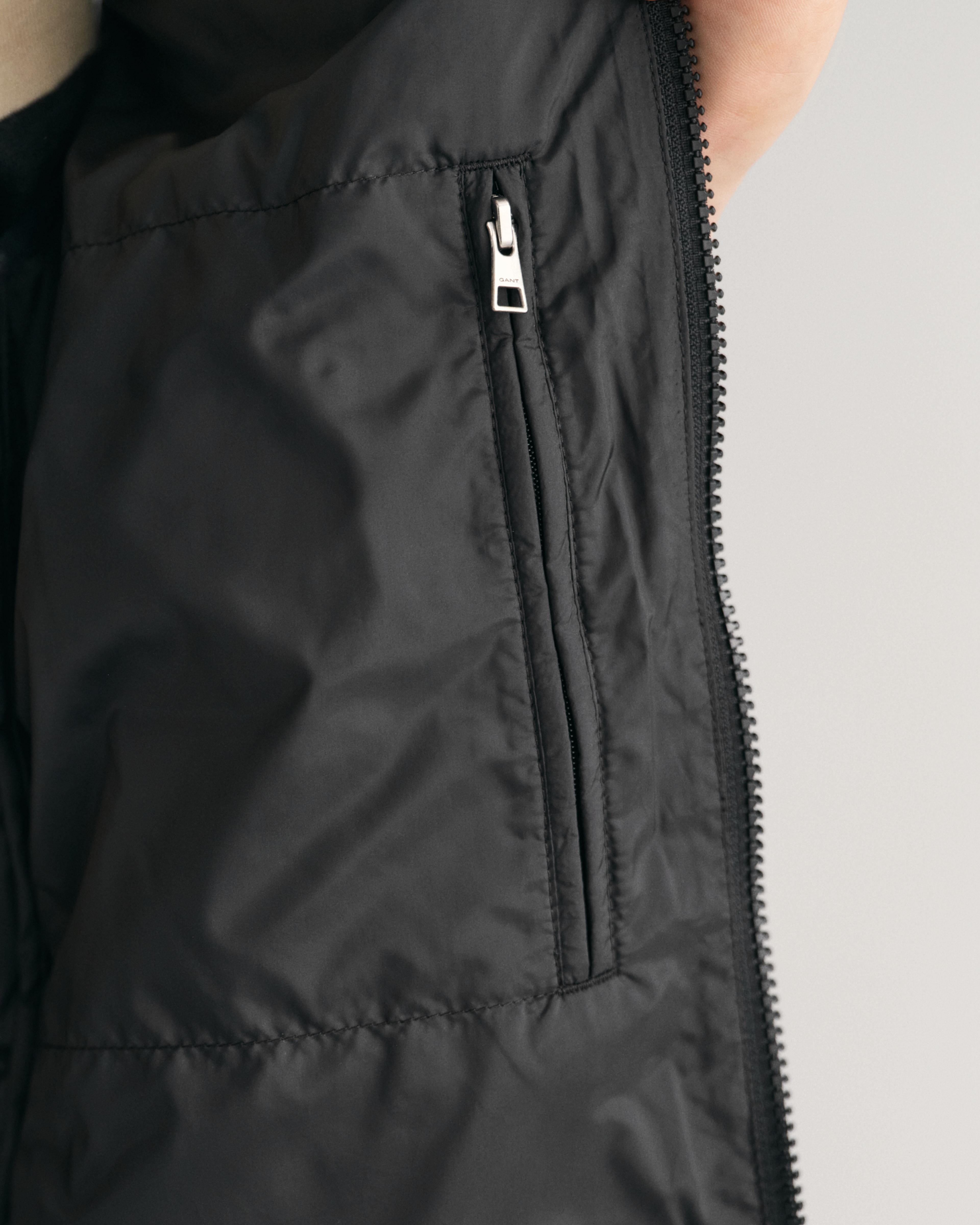 GANT Erkek Siyah Regular Fit Fermuarlı Yelek