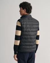 GANT Erkek Siyah Regular Fit Fermuarlı Yelek