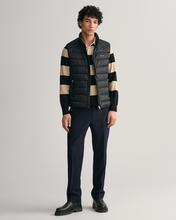 GANT Erkek Siyah Regular Fit Fermuarlı Yelek