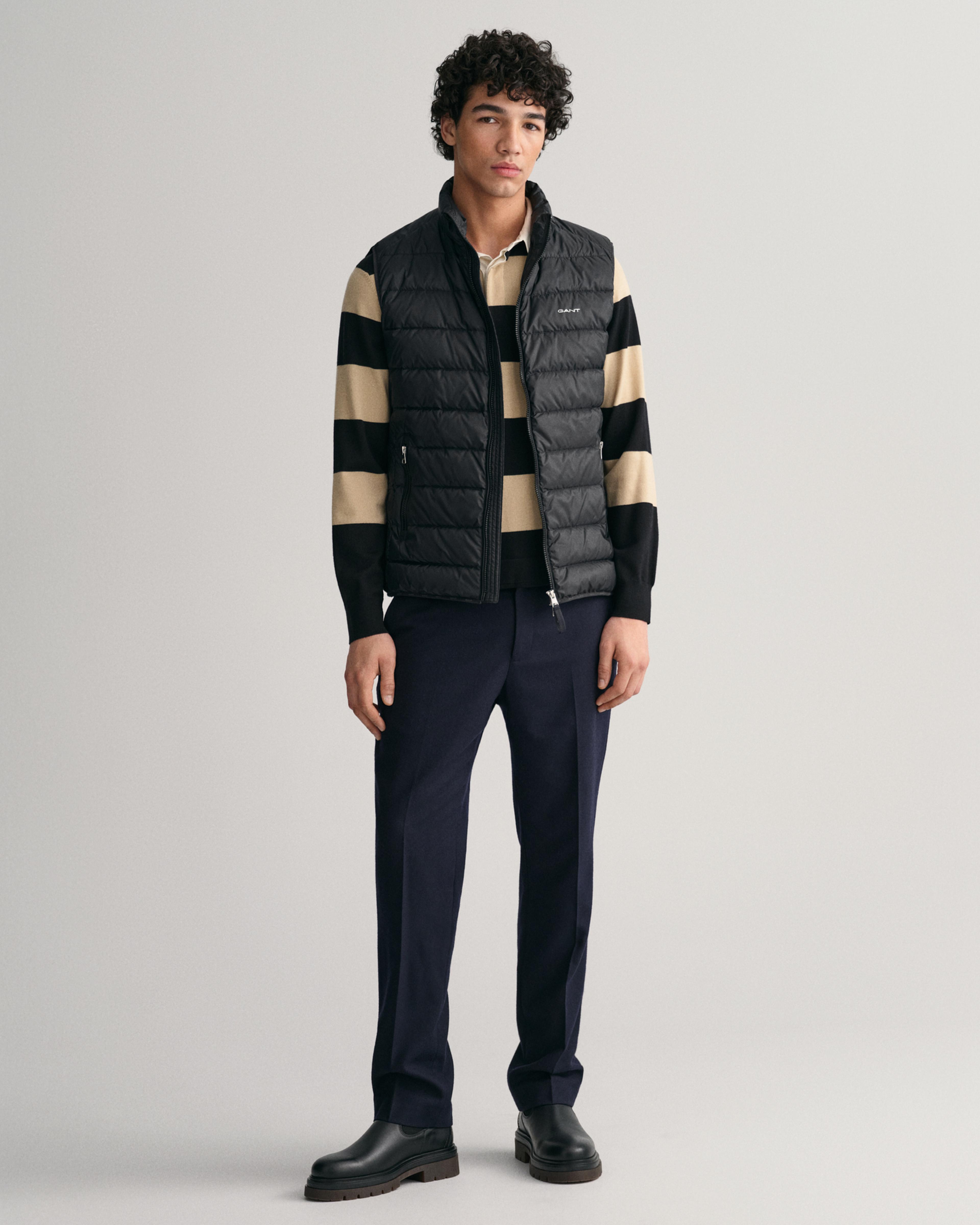 GANT Erkek Siyah Regular Fit Fermuarlı Yelek