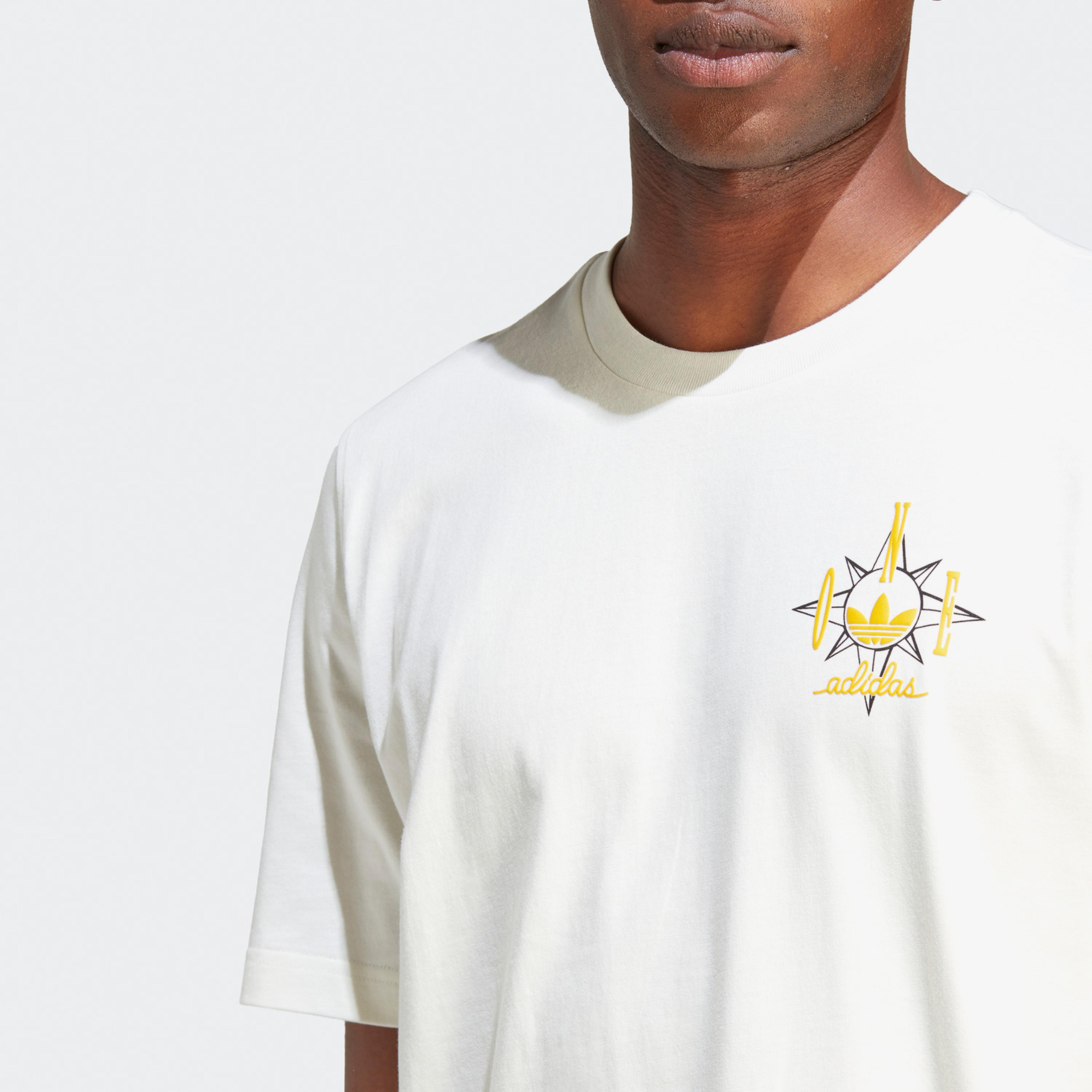 adidas Graphic Originals Erkek Krem T-Shirt