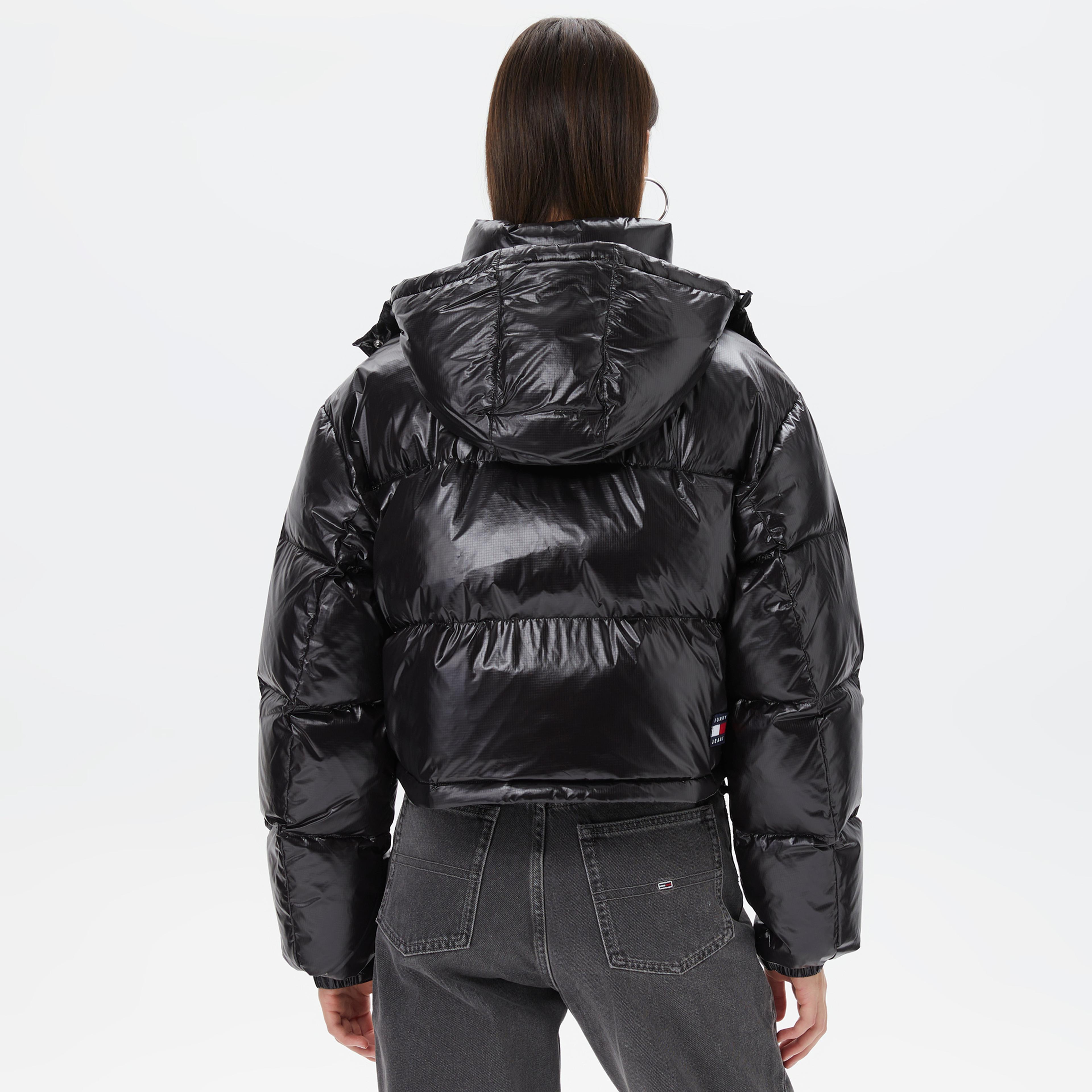 Tommy Hilfiger Crop Alaska Puffer Kadın Siyah Mont