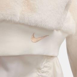 Nike Sportswear Faux Fur Bombeer Kadın Beyaz Mont