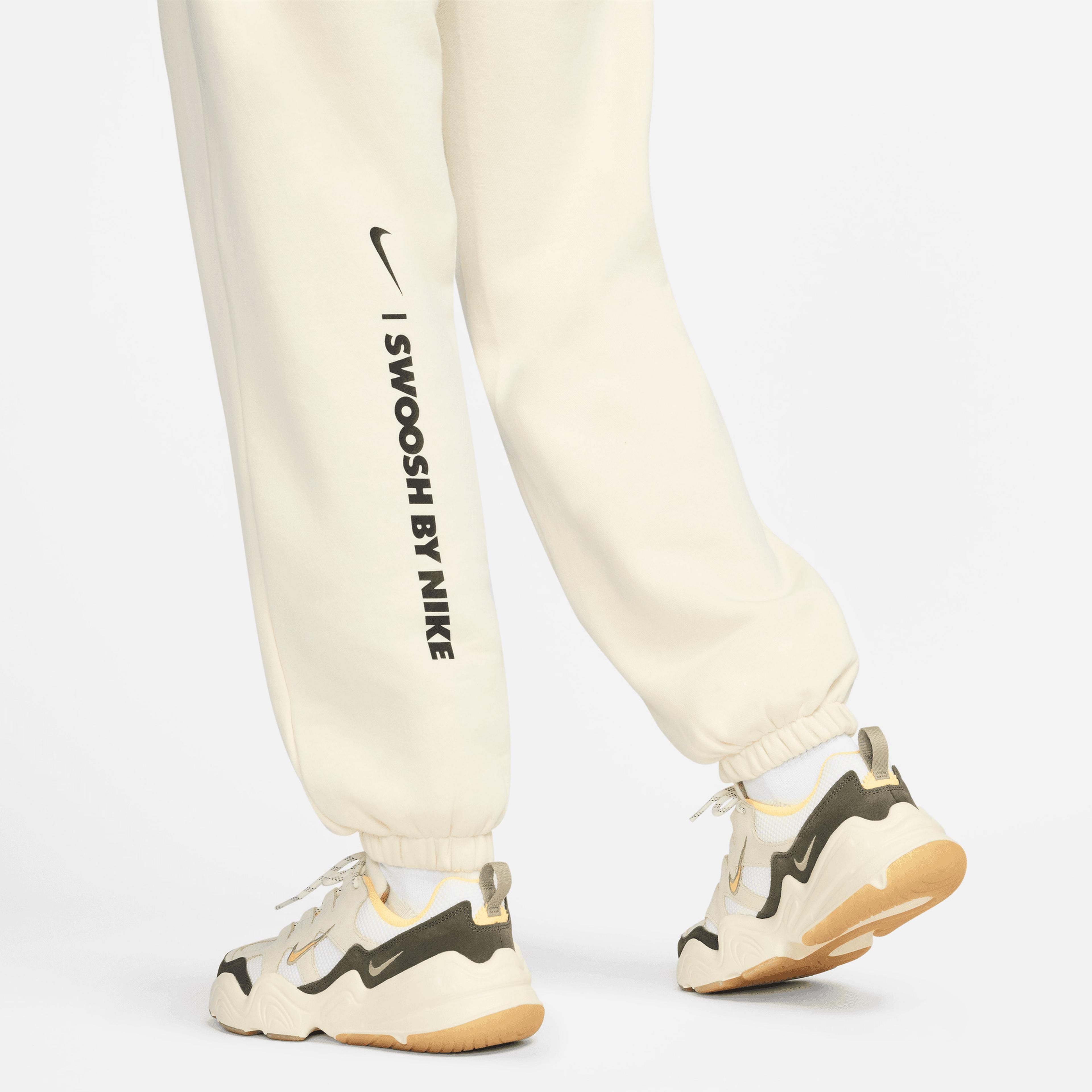 Nike Sportswear Loose Fleece Kadın Beyaz Eşofman Altı