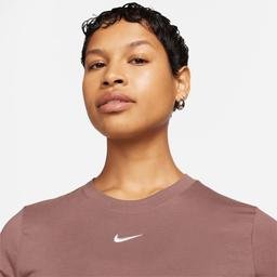 Nike Sportswear Essential Kadın Kahverengi T-Shirt