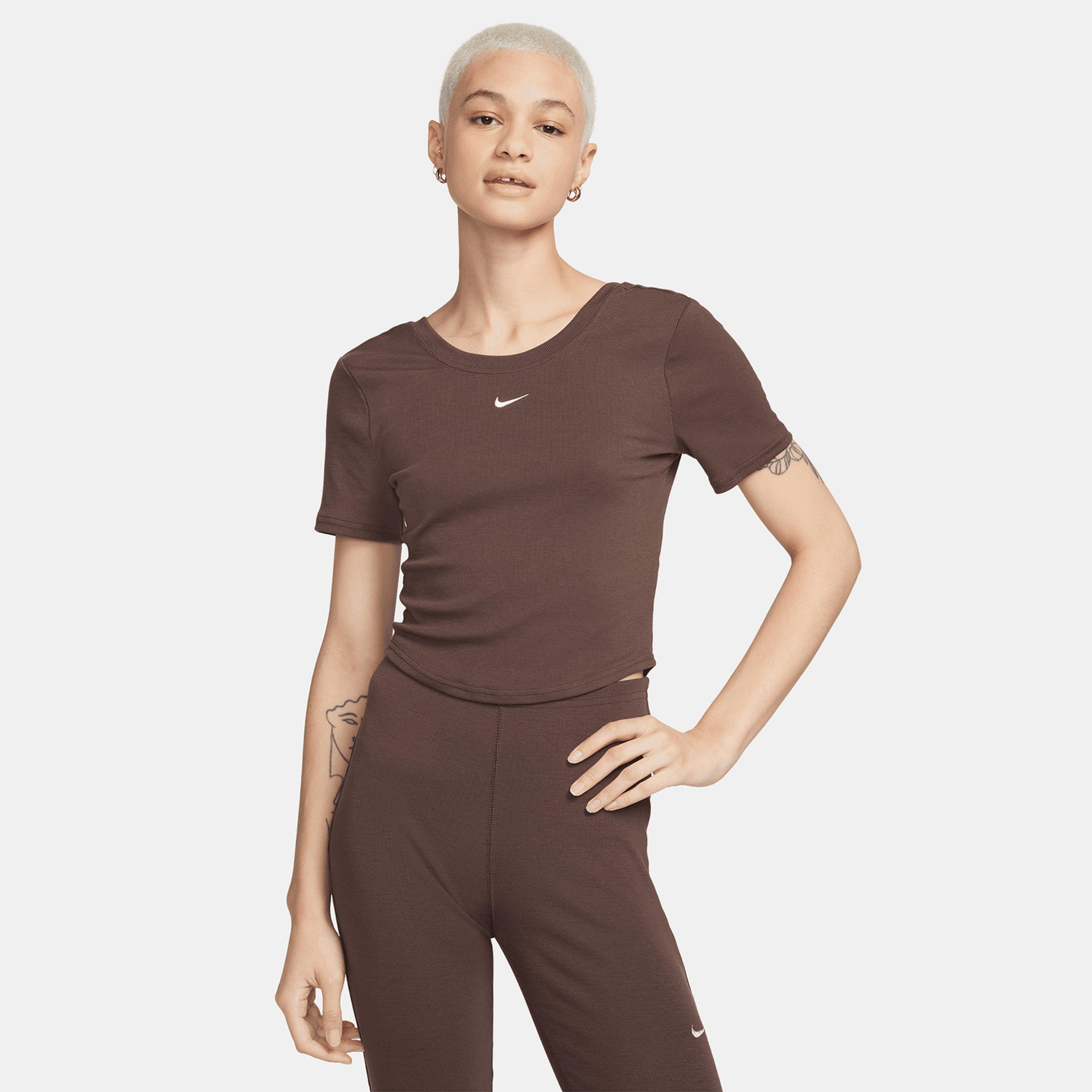 Nike Sportswear Chill Knit Sportswear Kadın Kahverengi Crop T-Shirt