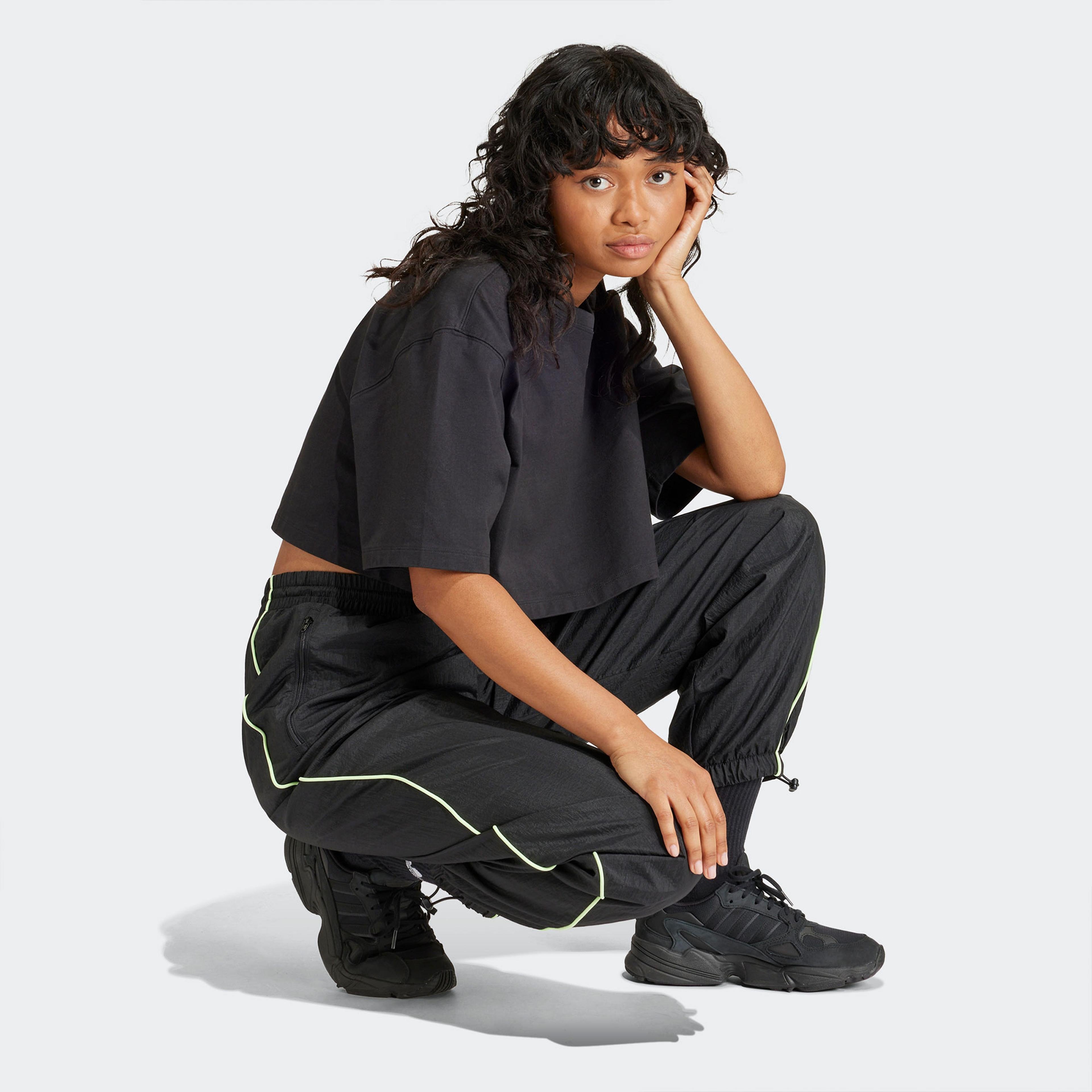 adidas Originals Fr Paracht  Kadın Siyah Eşofman Altı