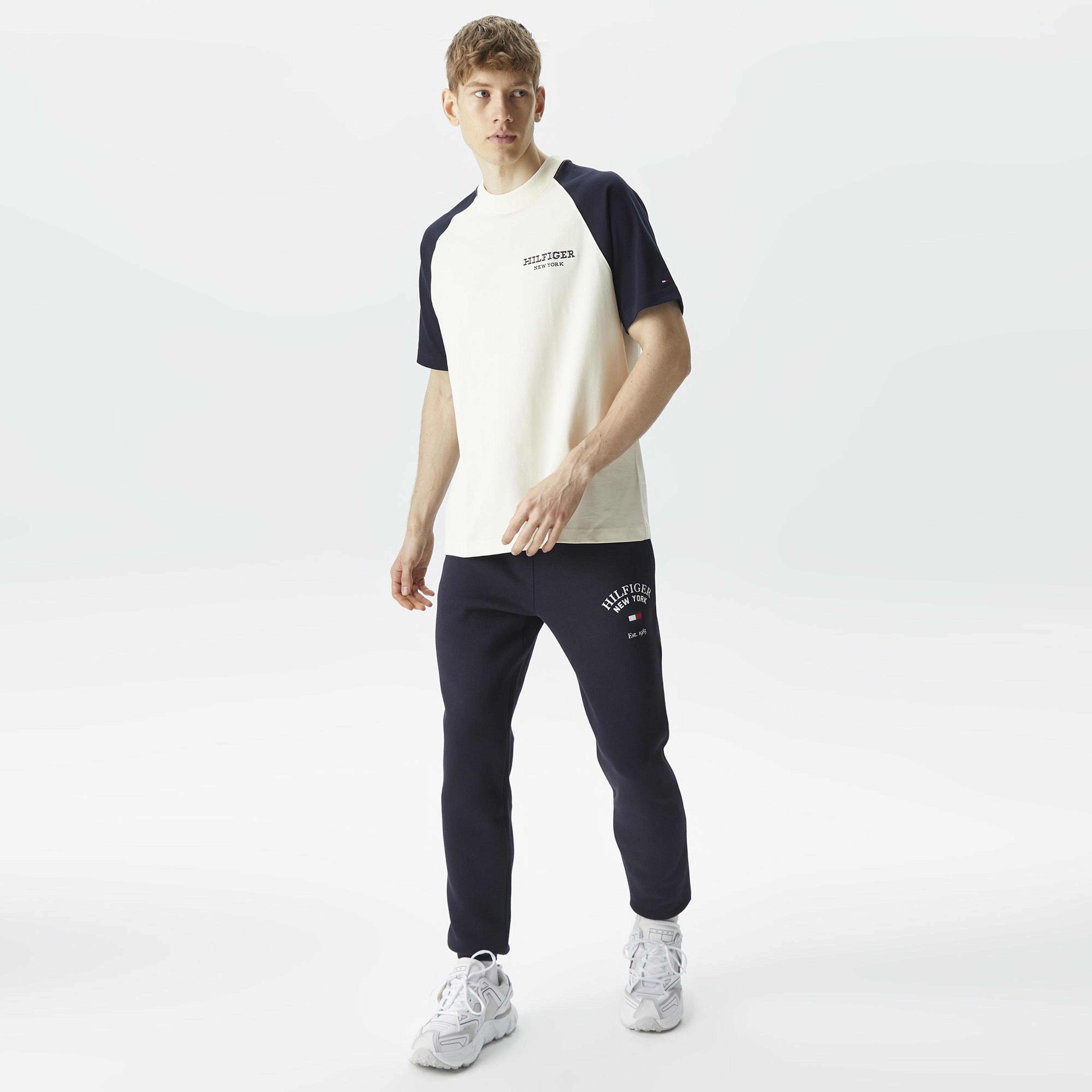 Tommy Hilfiger Monotype Raglan Colorblock Erkek Siyah/Beyaz T-Shirt