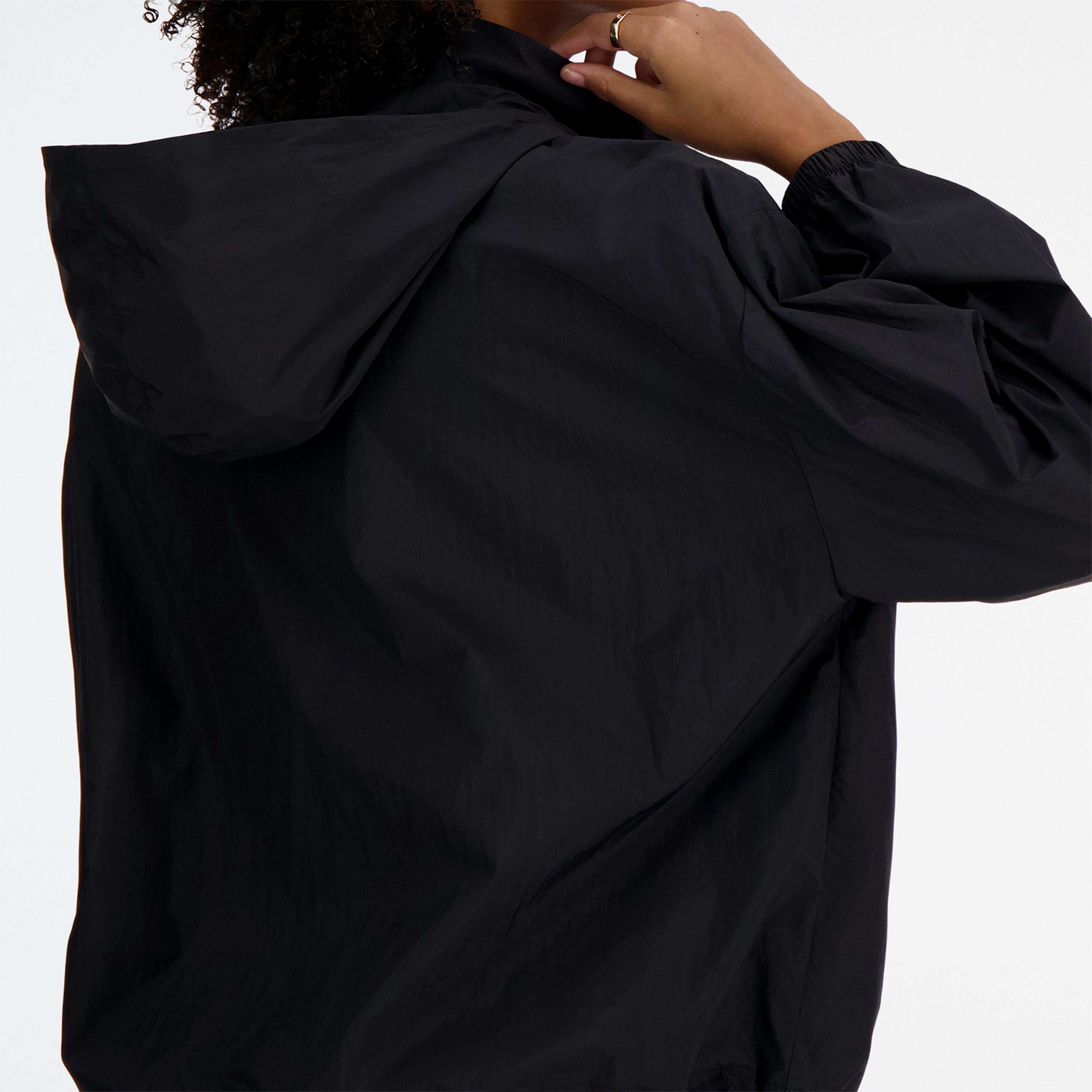 New Balance Woven Kadın Siyah Ceket
