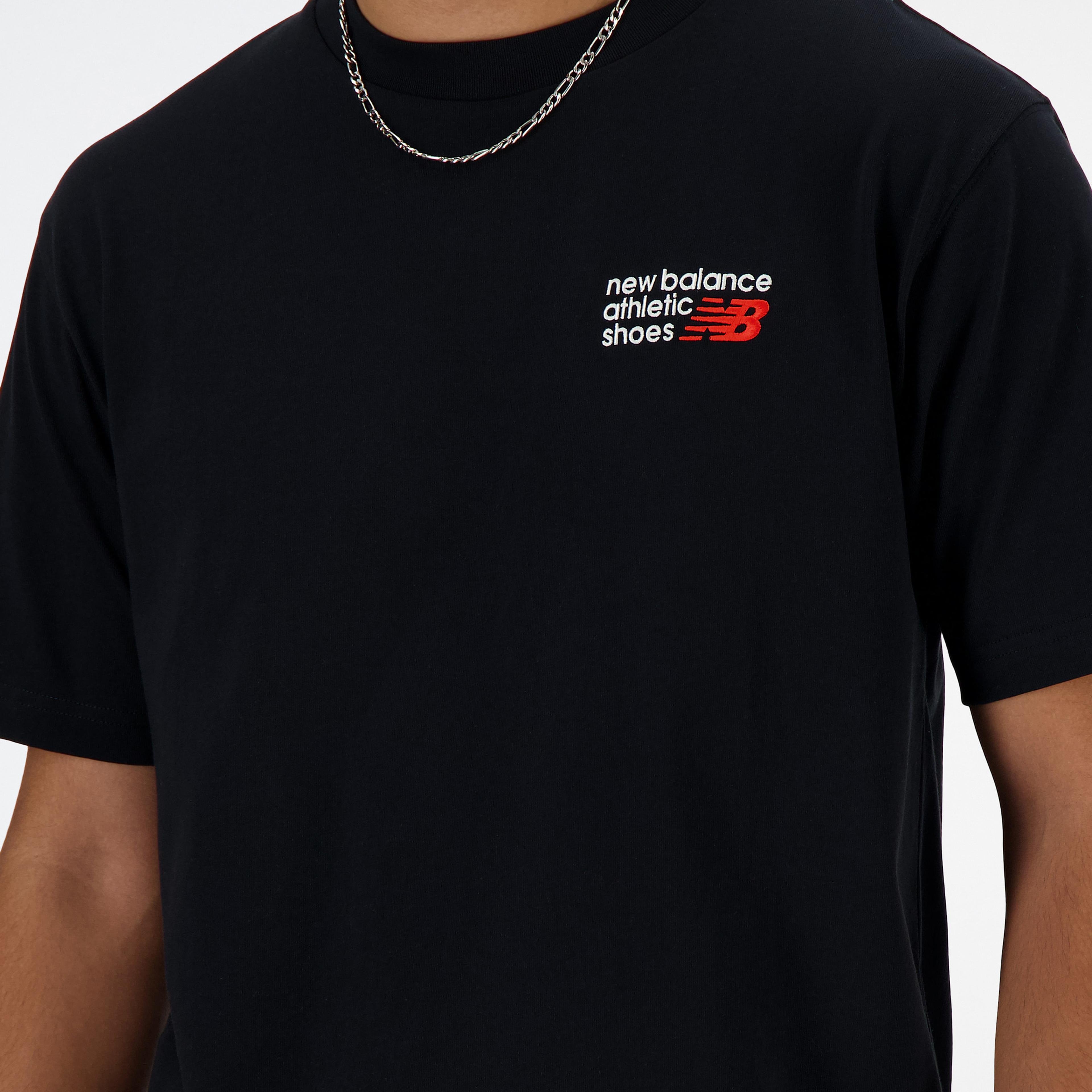 New Balance Athletics Premium Logo Relaxed Erkek Siyah T-Shirt