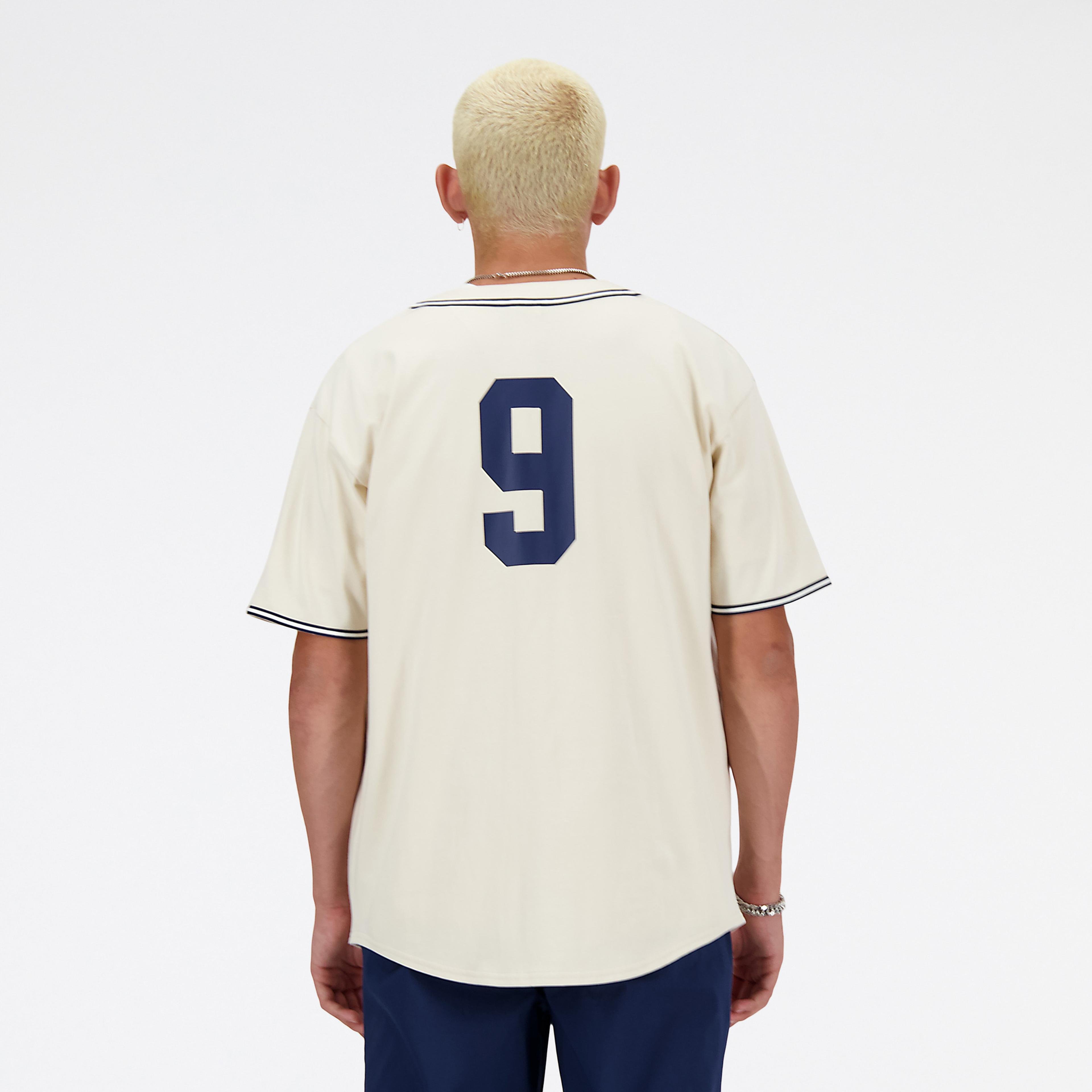 New Balance Sportswear Greatest Hits Baseball Jersey Erkek Krem Gömlek