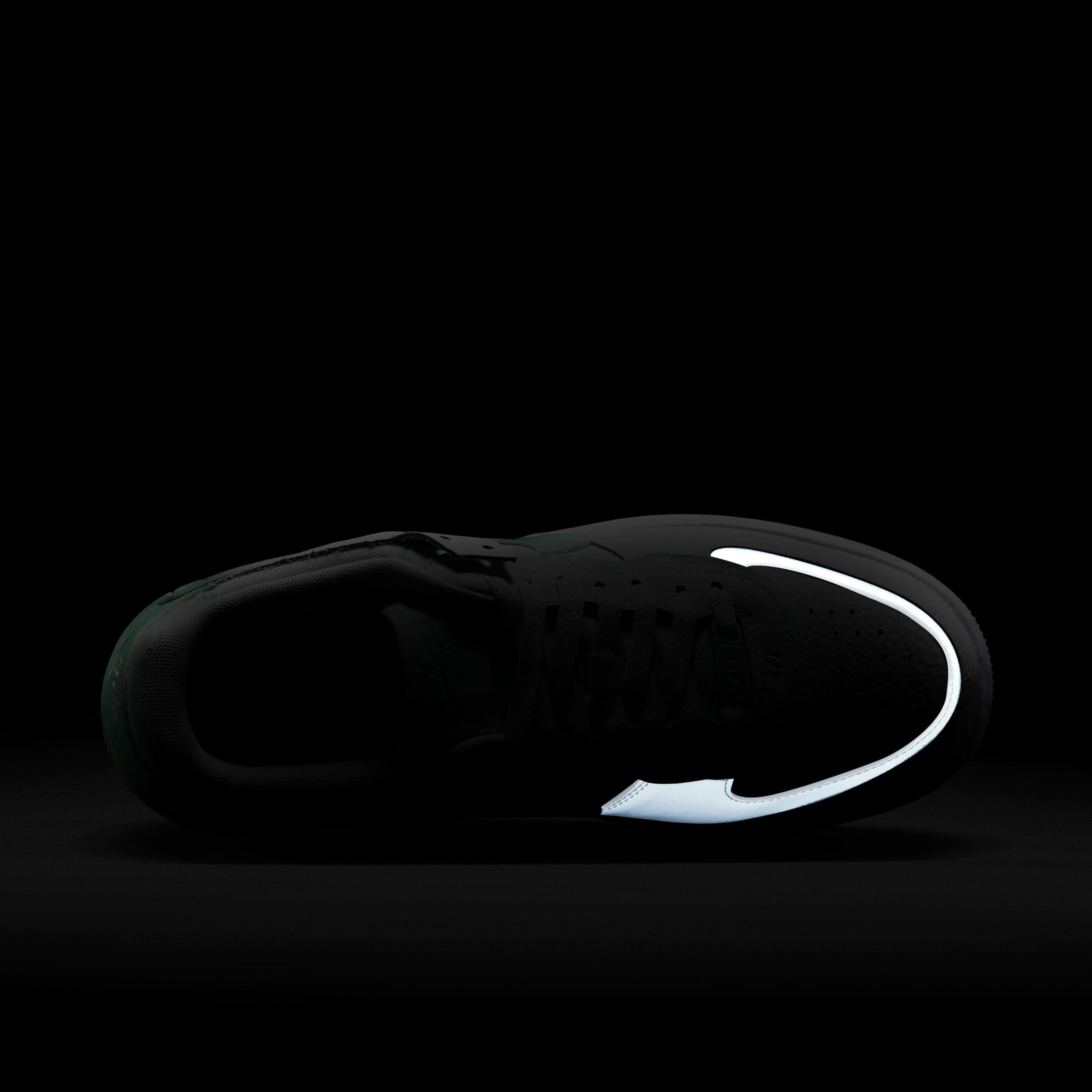 Nike Air Force Kadın Beyaz Spor Ayakkabı