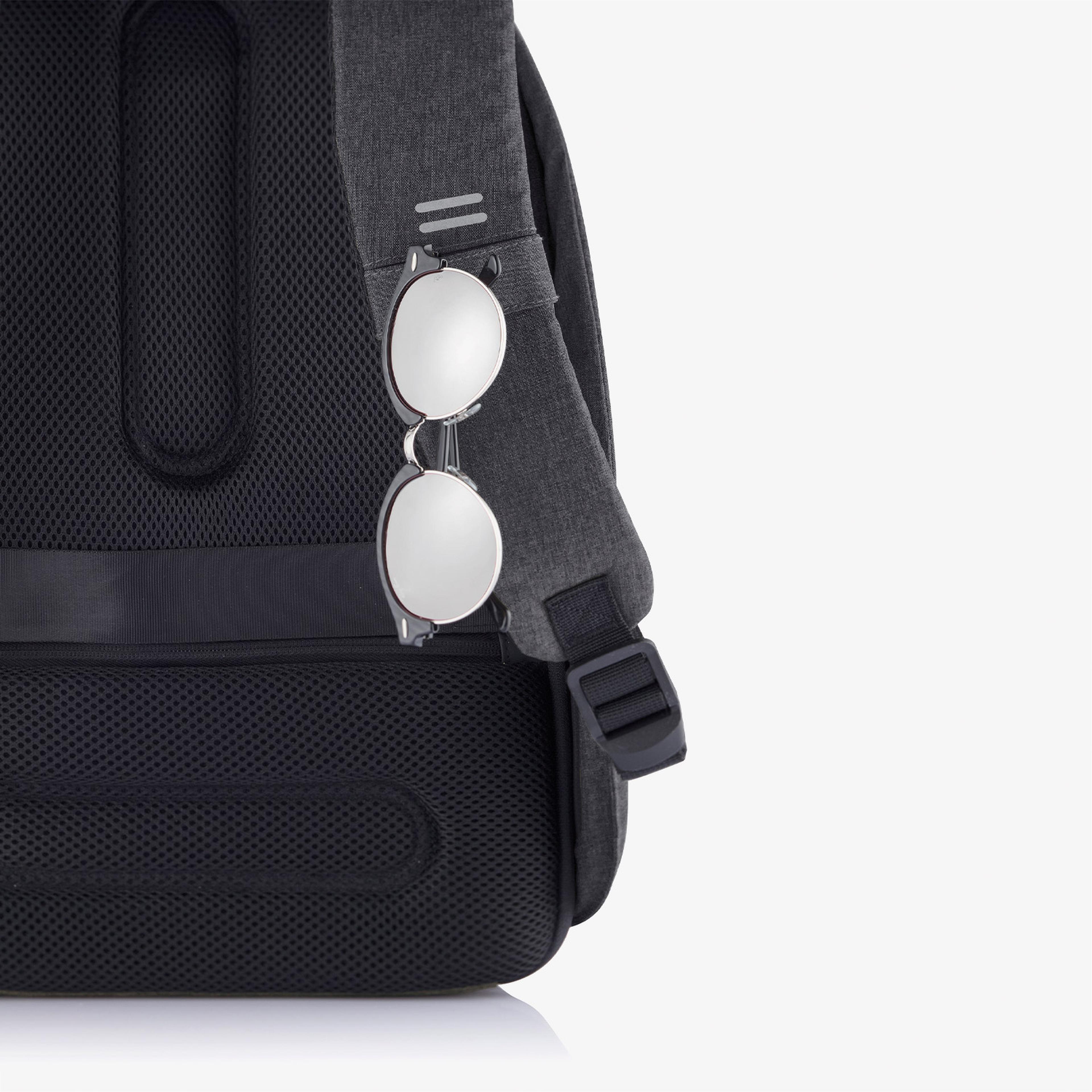 XD Design Bobby Hero XL Anti-Theft Unisex Siyah Sırt Çantası