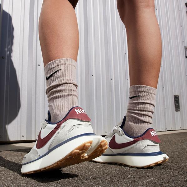 Nike Phoenix Waffle Kadın Beyaz Spor Ayakkabı_2