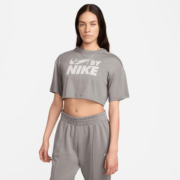 Nike Sportswear Kadın Gri T-Shirt