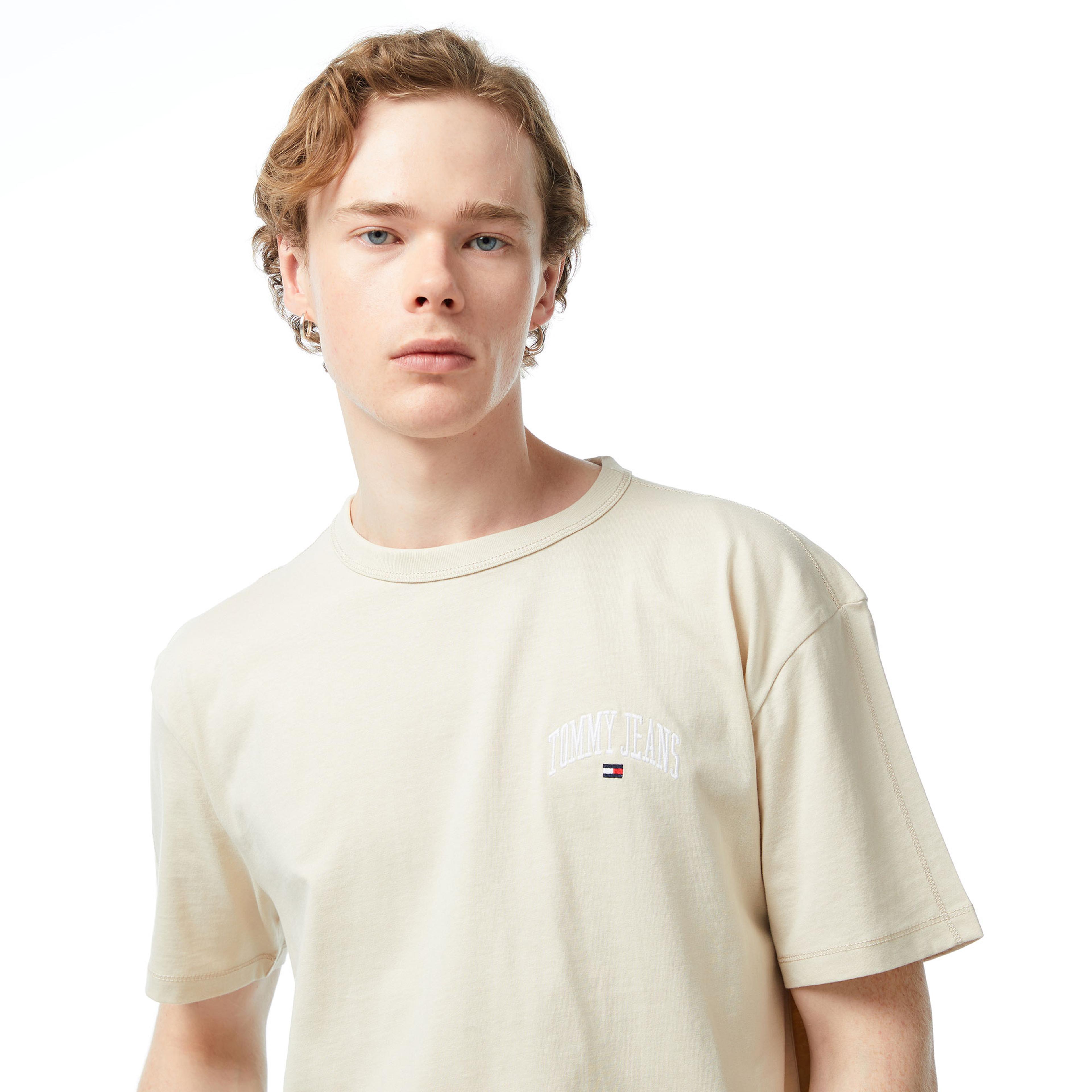 Tommy Jeans Reg Varsity Erkek Bej T-Shirt