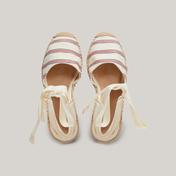 Tommy Hilfiger Closed Toeing Wedge Kadın Beyaz Dolgu Topuk Sandalet