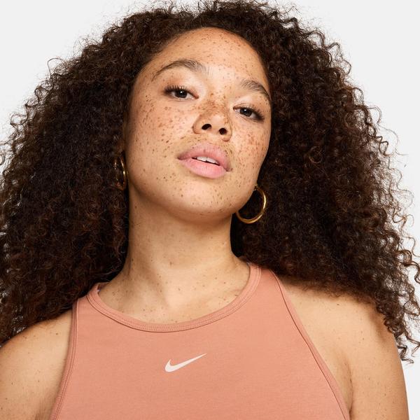 Nike Sportswear Kadın Kahverengi T-Shirt_4