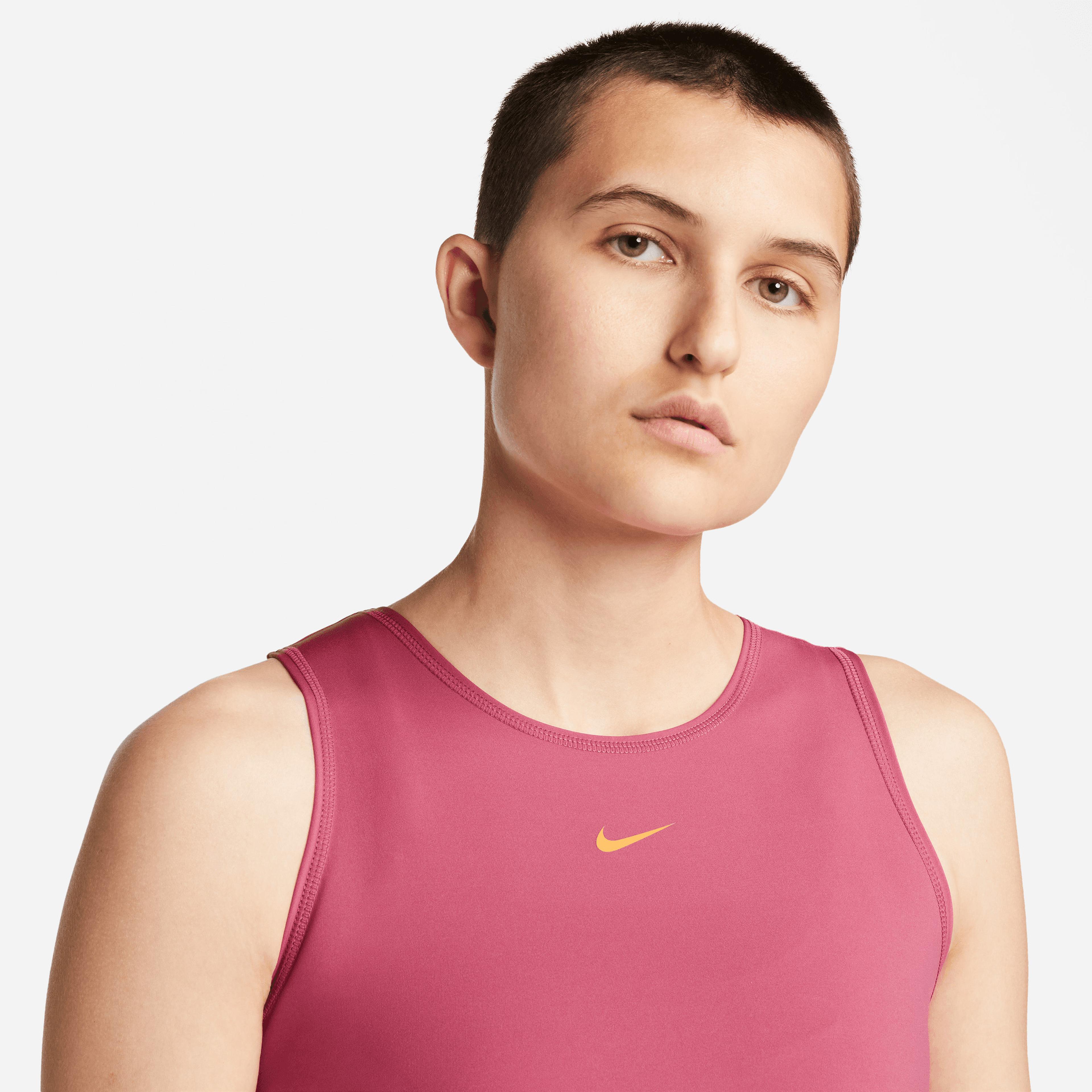 Nike Kadın Pembe T-Shirt